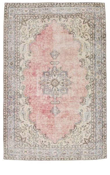 Turkish Vintage Rug  6'9" x 10'3" ft