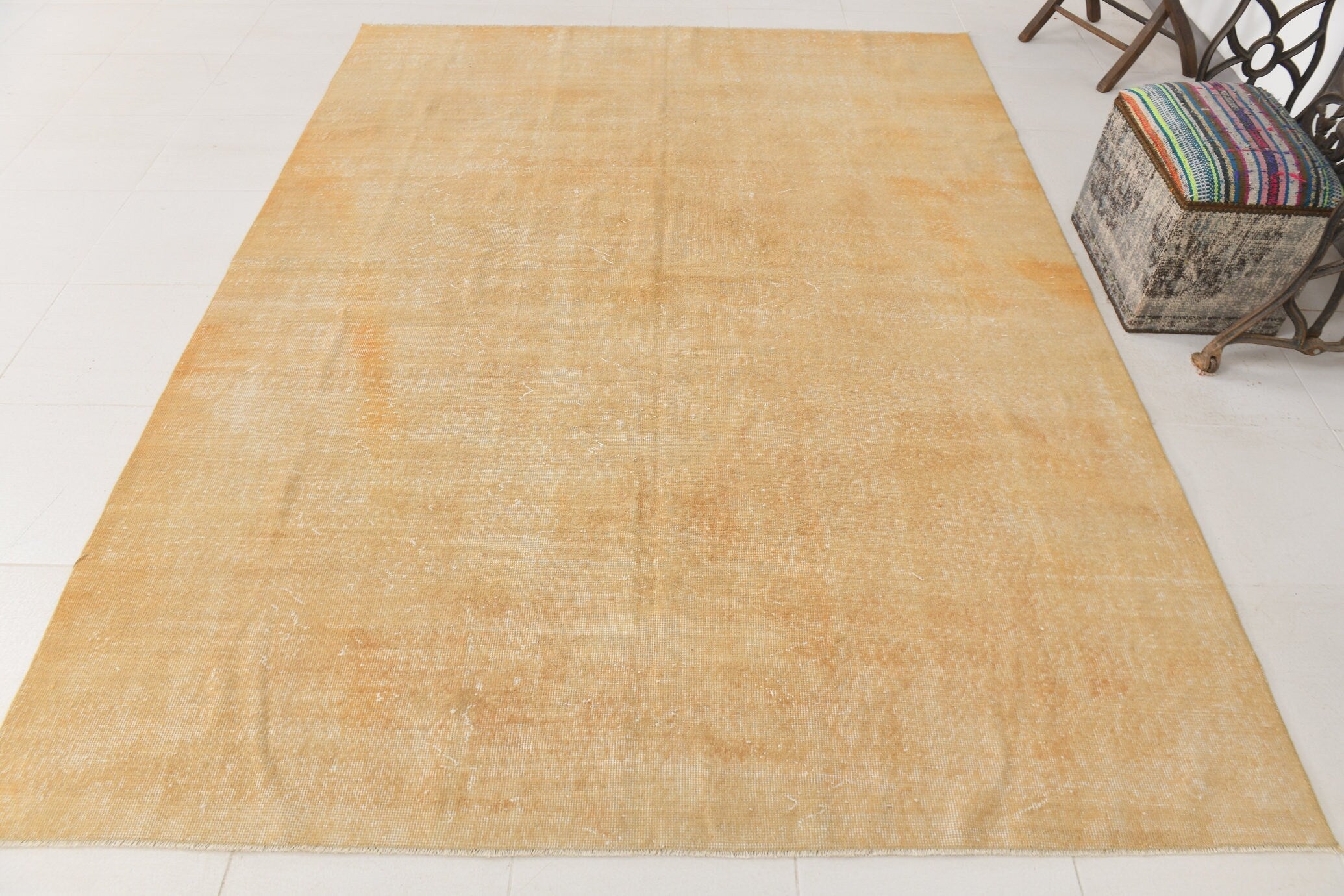 Turkish Vintage Rug  6'9" x 8'11" ft