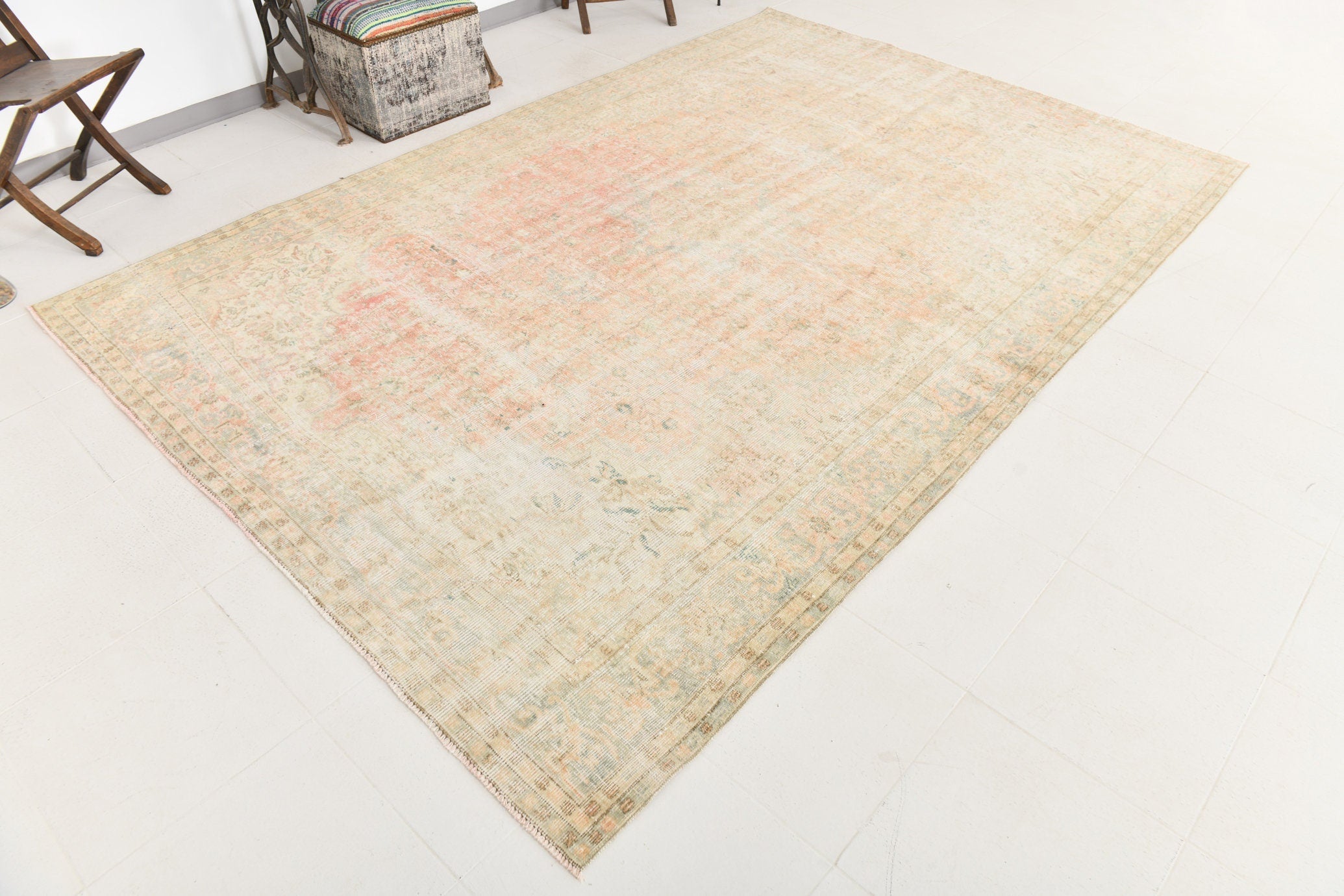Turkish Vintage Rug  7'0" x 10'5" ft
