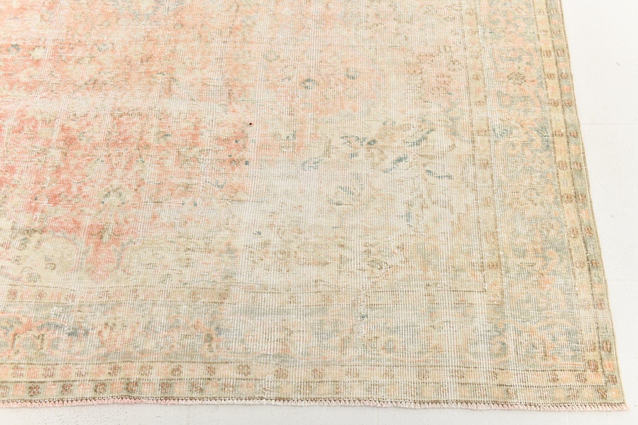 Turkish Vintage Rug  7'0" x 10'5" ft