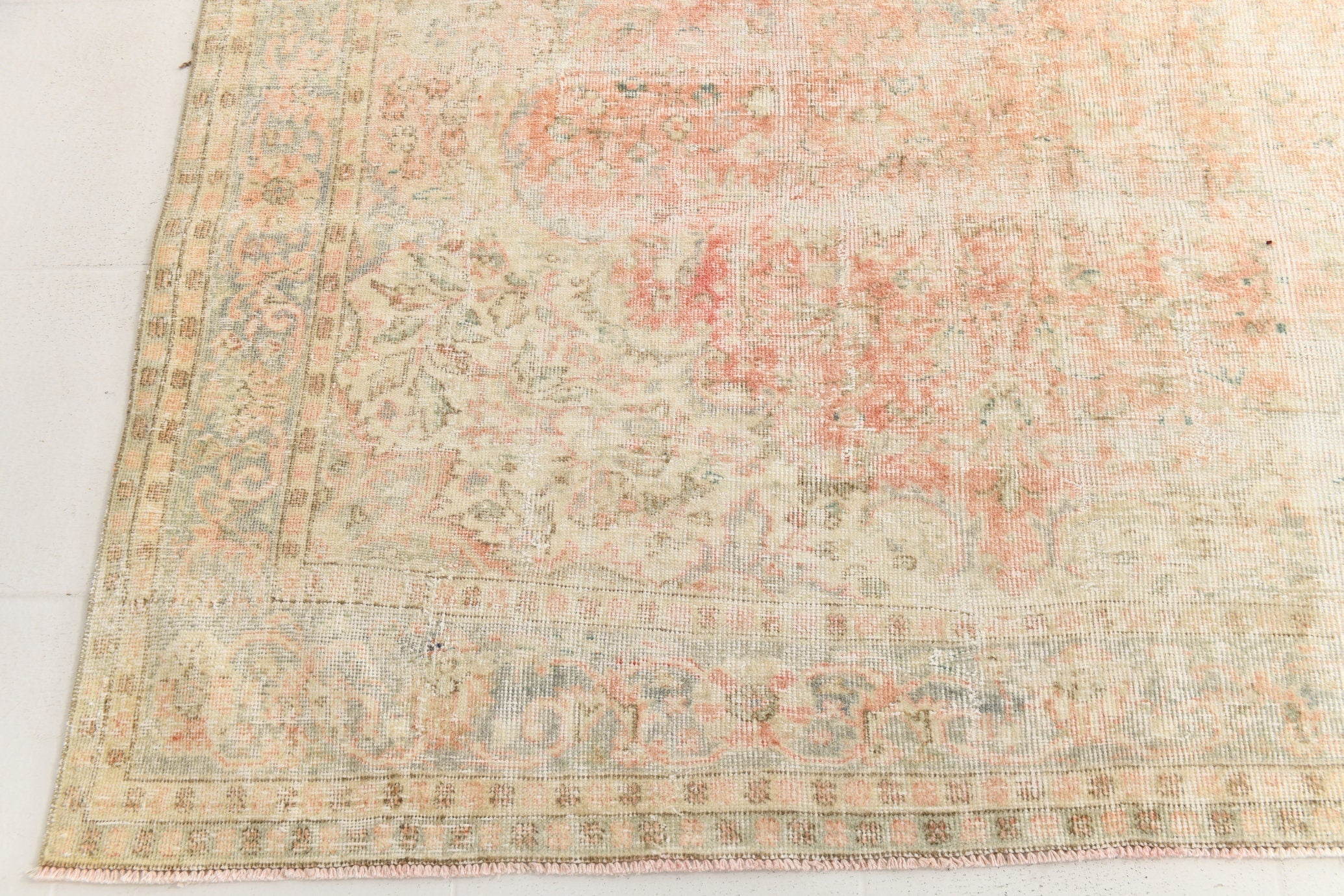 Turkish Vintage Rug  7'0" x 10'5" ft