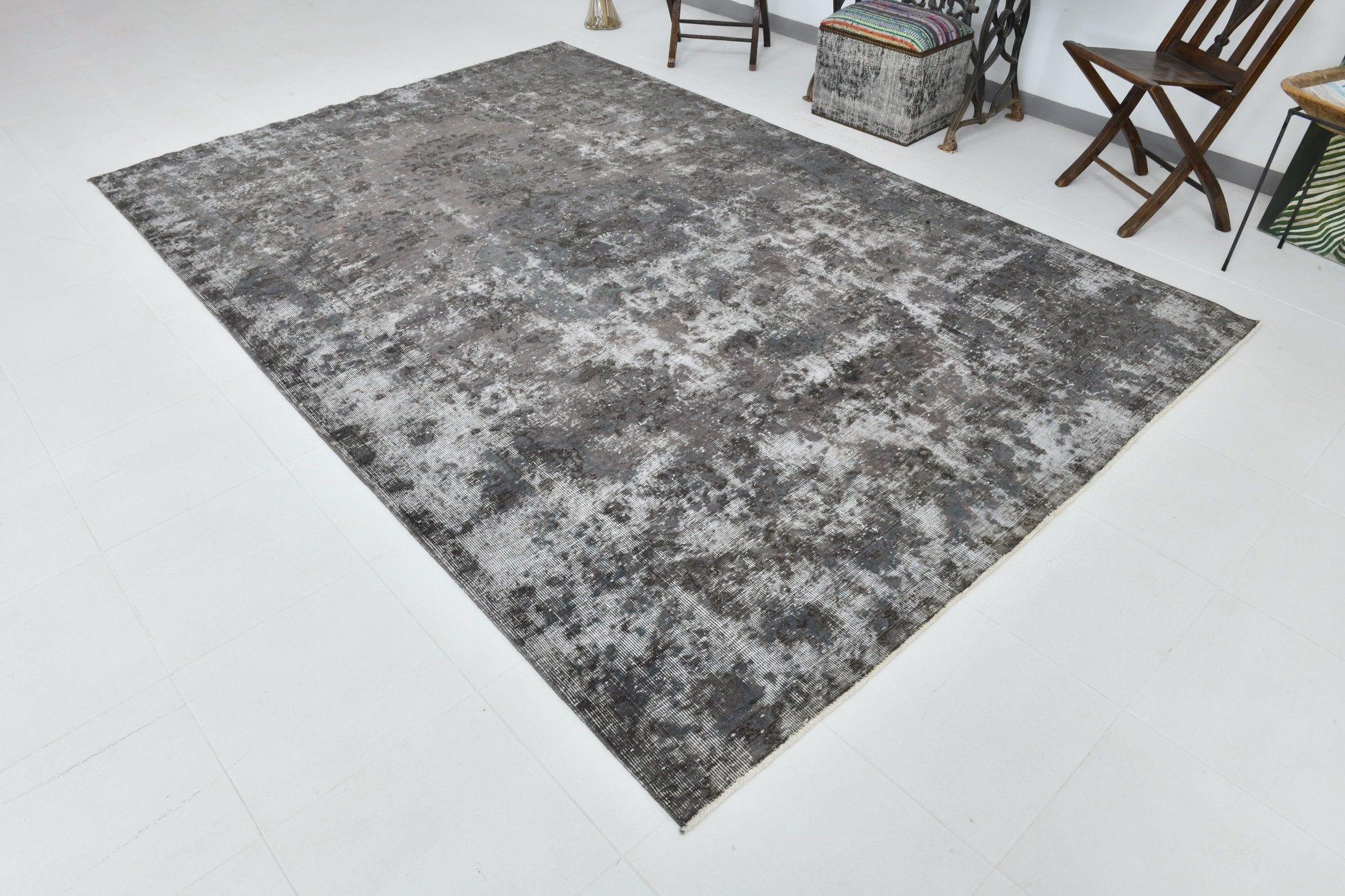 Turkish Vintage Rug  7'1" x 10'8" ft