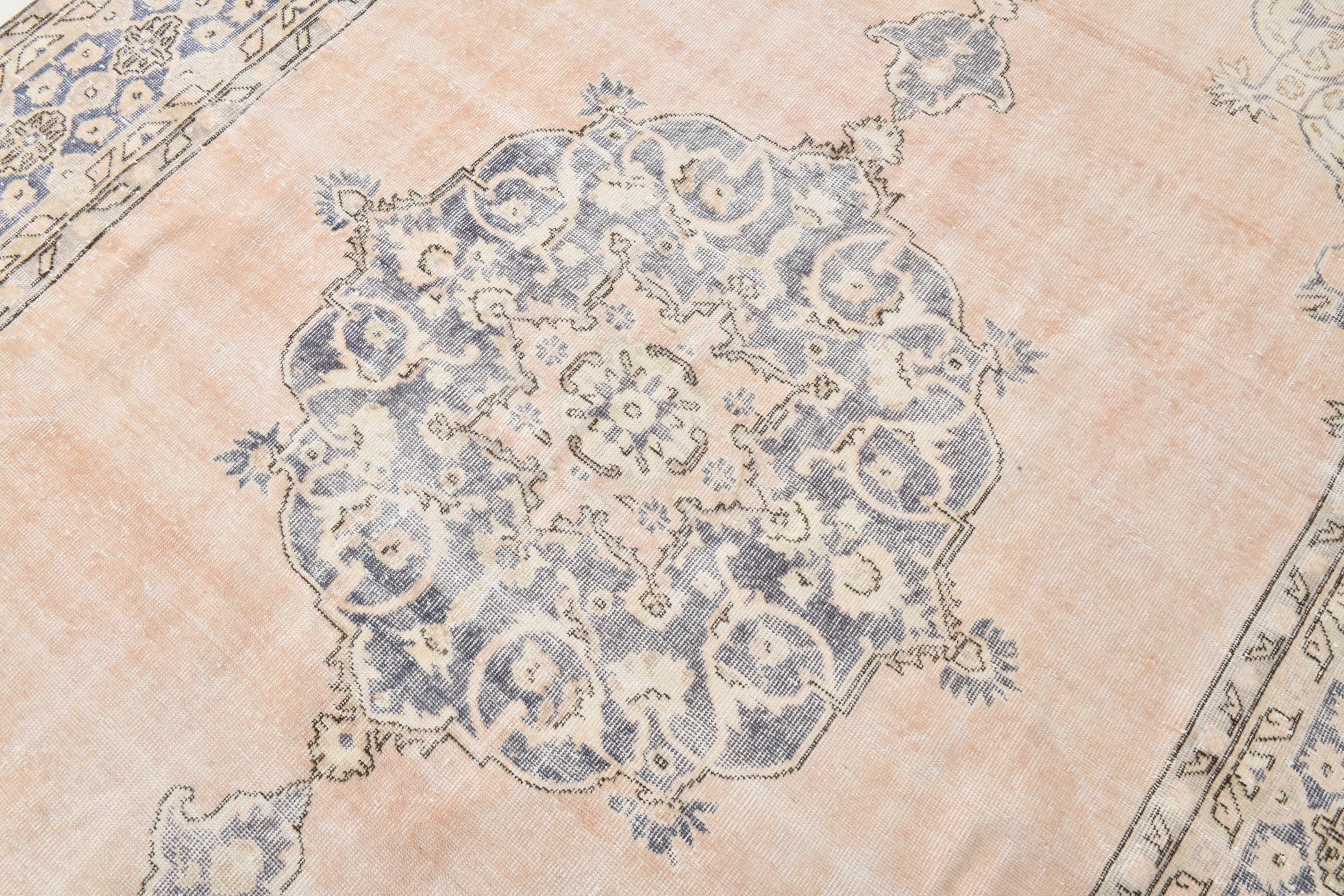 Turkish Vintage Rug  7'10" x 11'4" ft