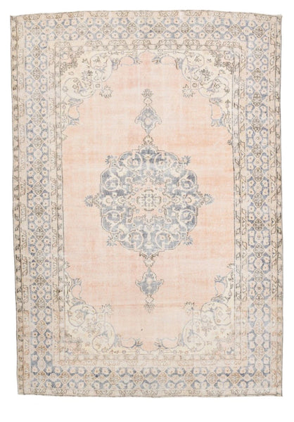 Turkish Vintage Rug  7'10" x 11'4" ft