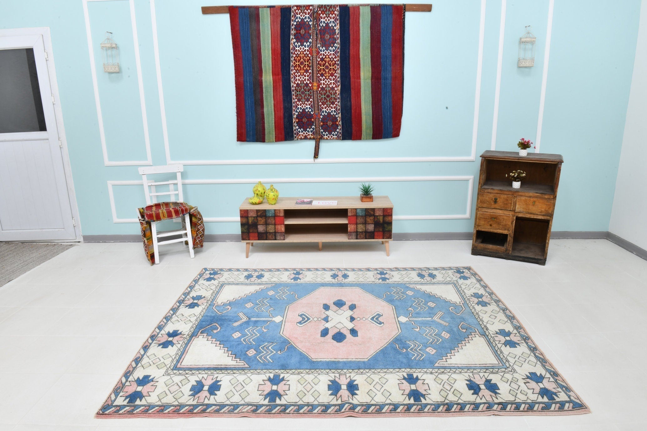 Turkish Vintage Rug 7’11’ x 6’2’