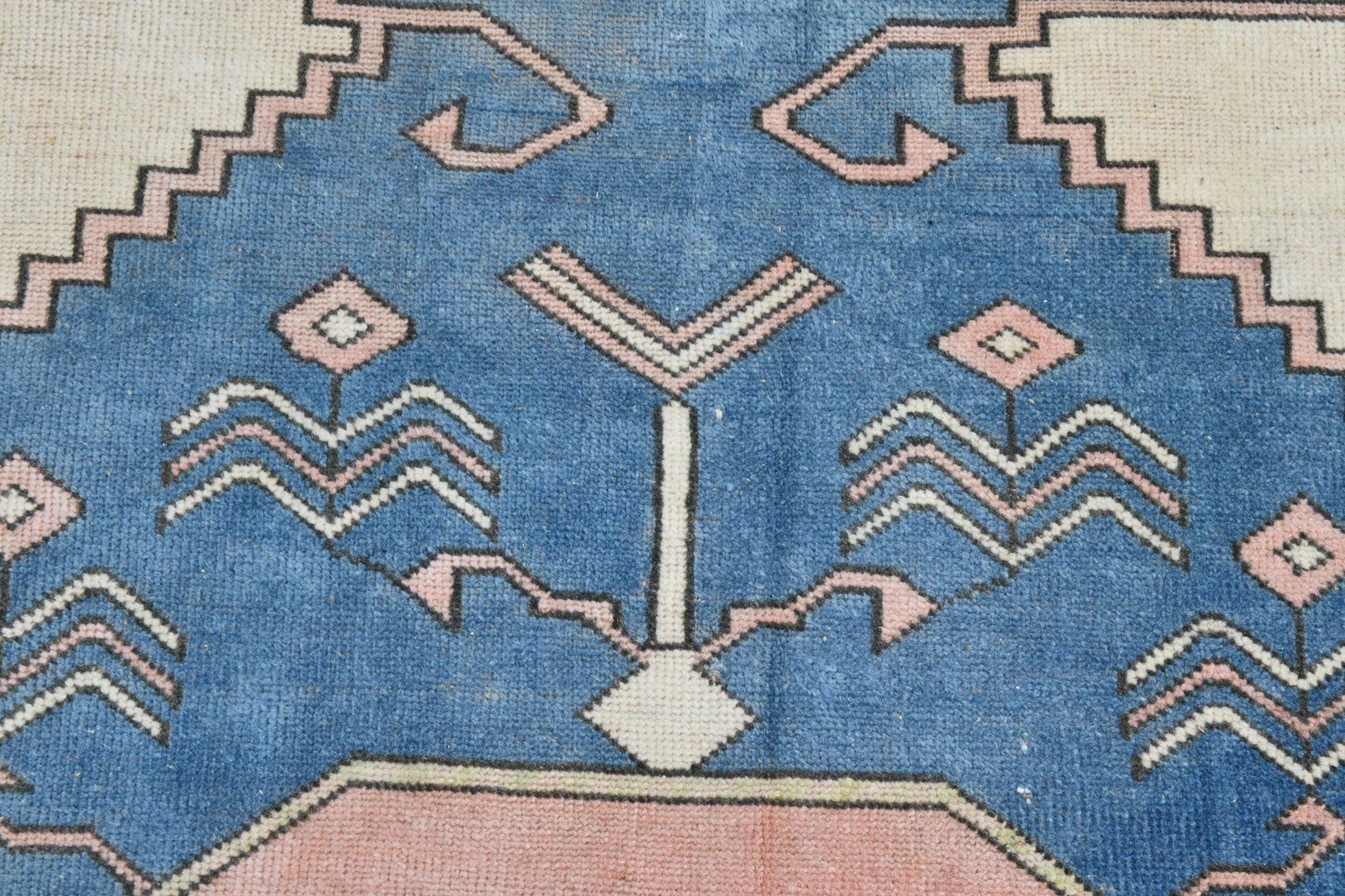Turkish Vintage Rug 7’11’ x 6’2’