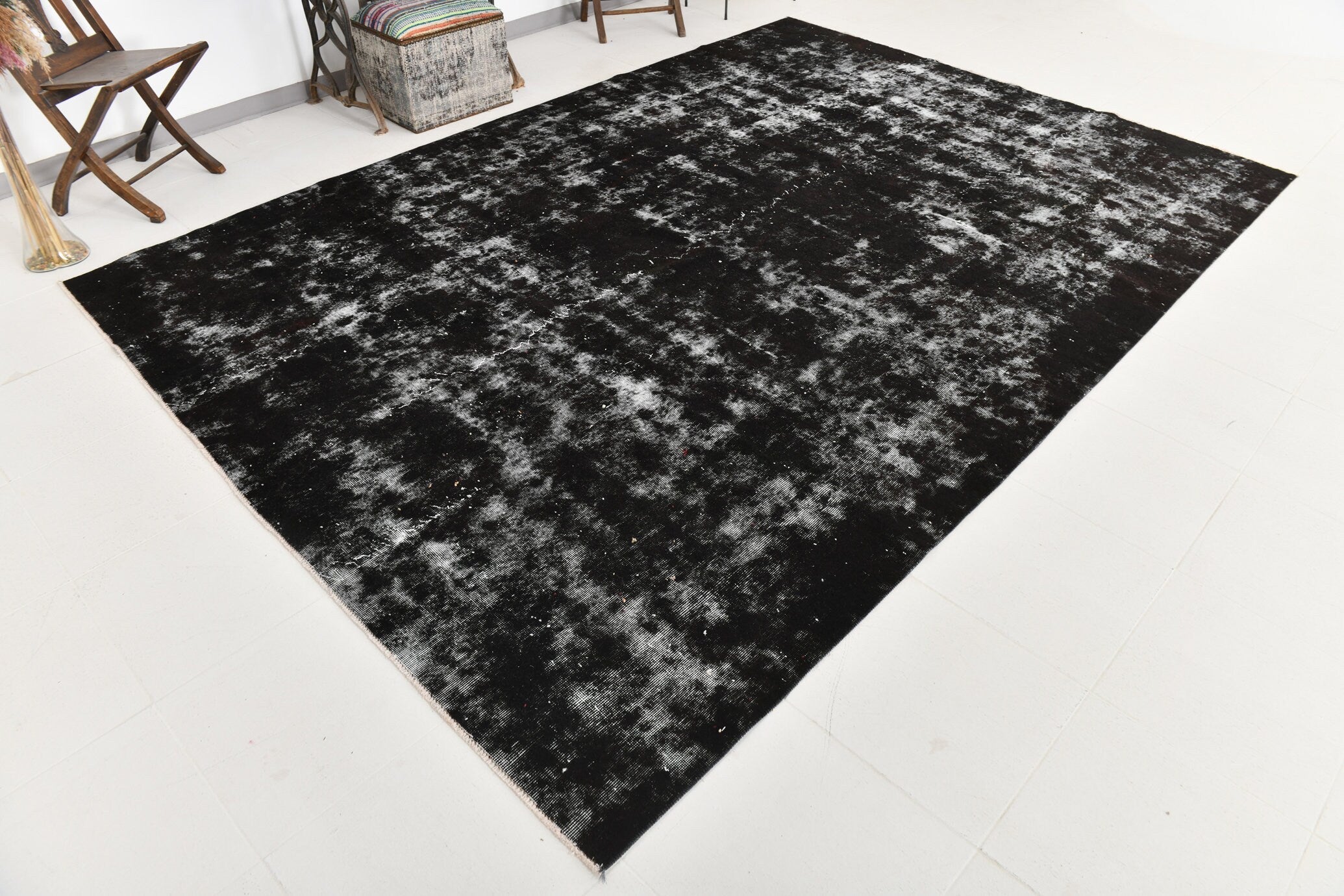 Turkish Vintage Rug  7'12" x 11'5" ft