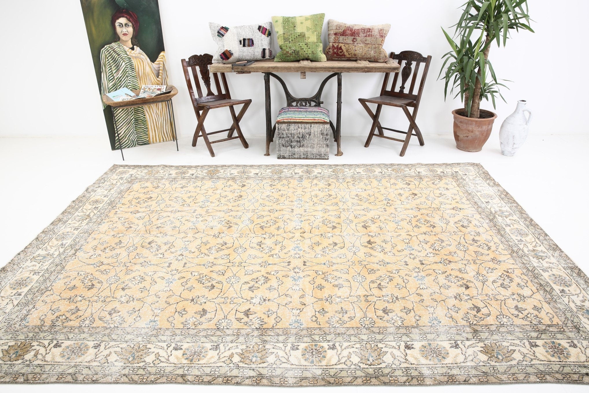 Turkish Vintage Rug  7'3" x 10'8" ft