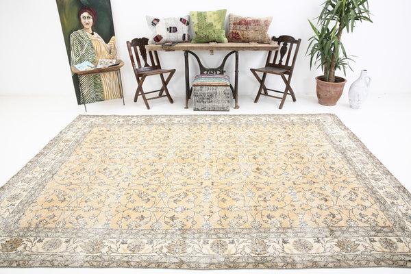 Turkish Vintage Rug  7'3" x 10'8" ft