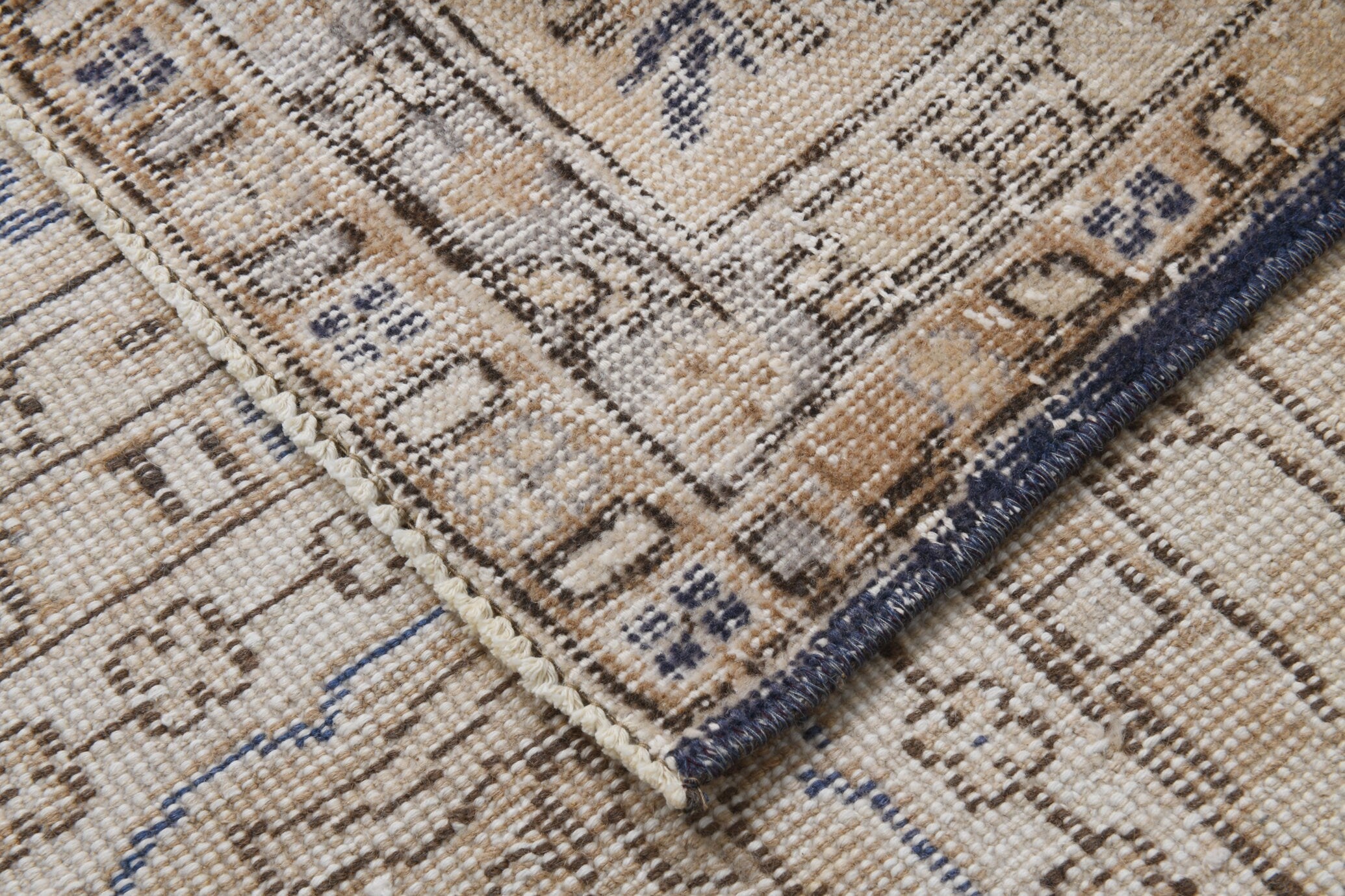 Turkish Vintage Rug  7'5" x 10'10" ft