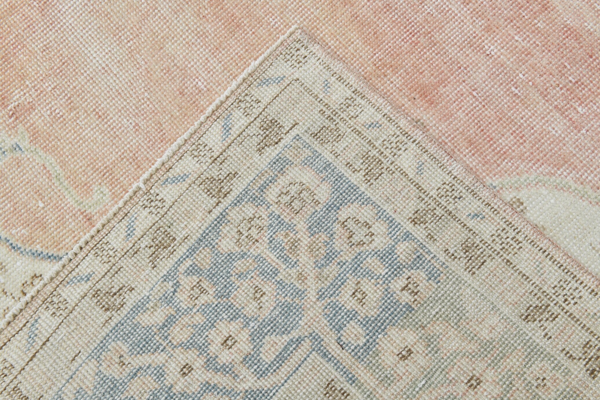 Turkish Vintage Rug  7'8" x 11'7" ft