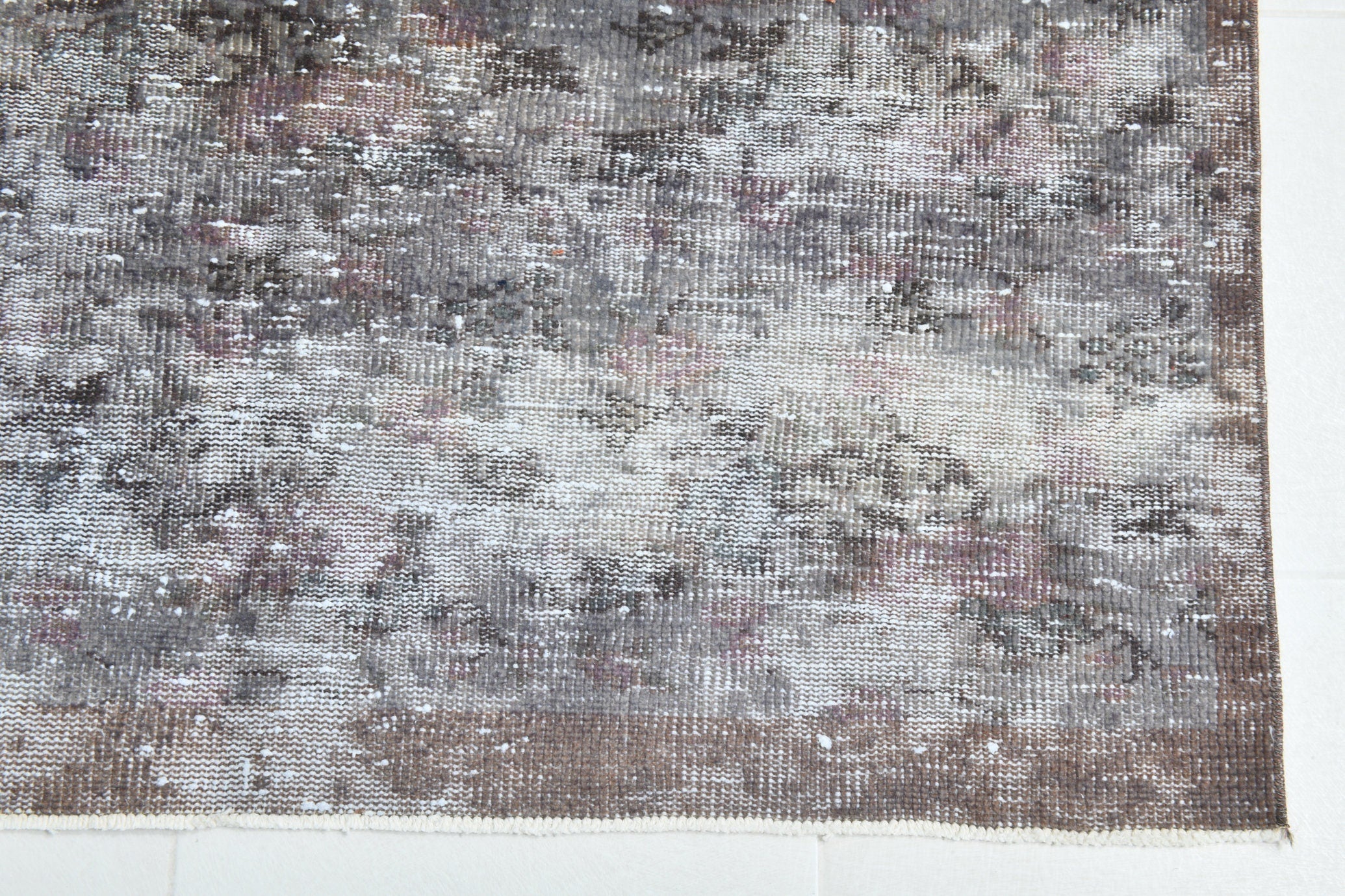 Turkish Vintage Rug 7’8’ x 4’6’