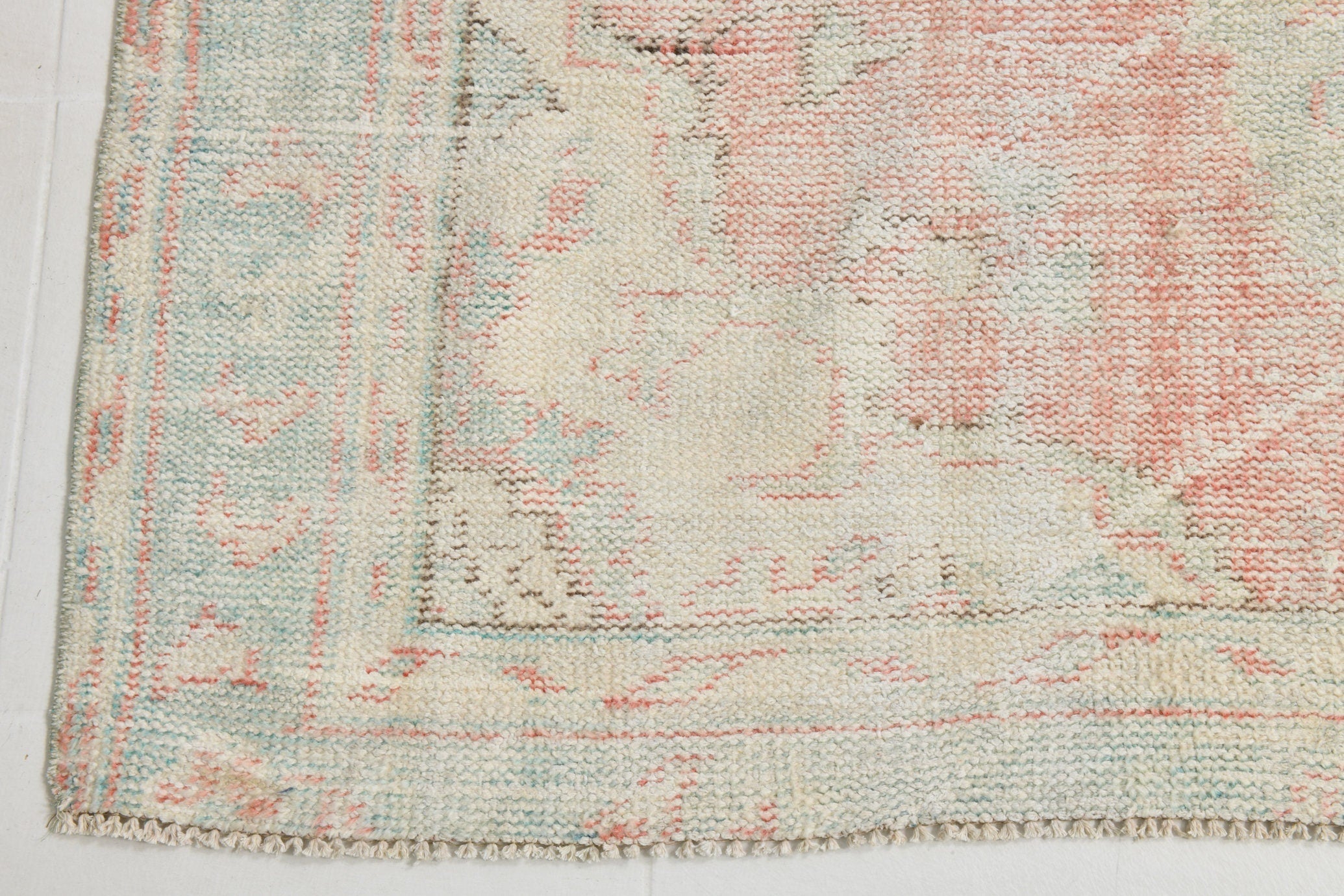 Turkish Vintage Rug 7’9’ x 5’8’