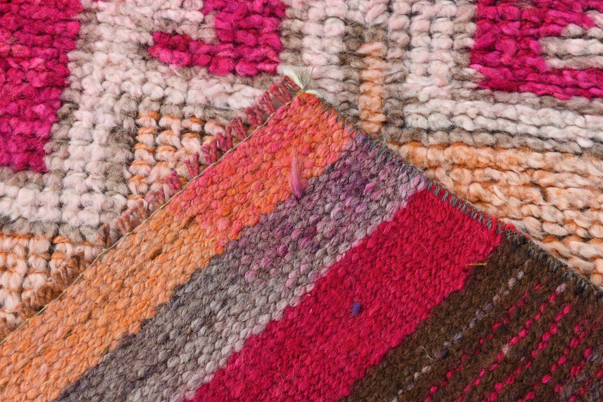Turkish Vintage Rug 8’10’ x 4’5’