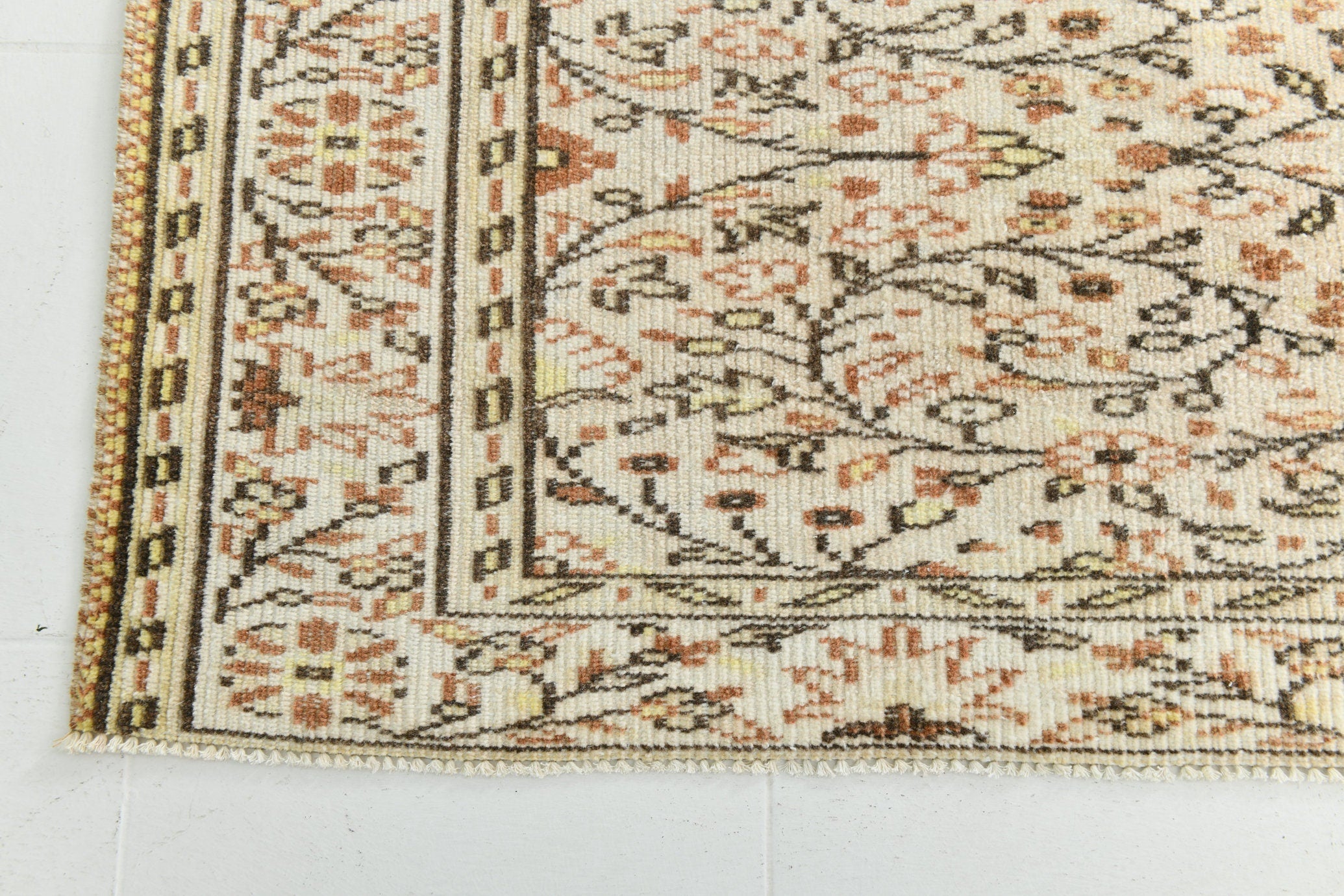 Turkish Vintage Rug 8’10’ x 5’12’