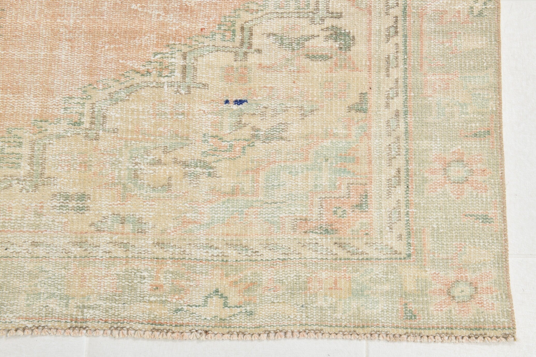 Turkish Vintage Rug 8’10’ x 5’12’