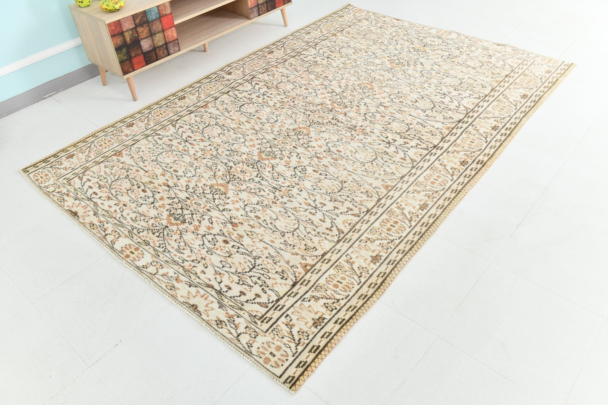 Turkish Vintage Rug 8’10’ x 5’12’