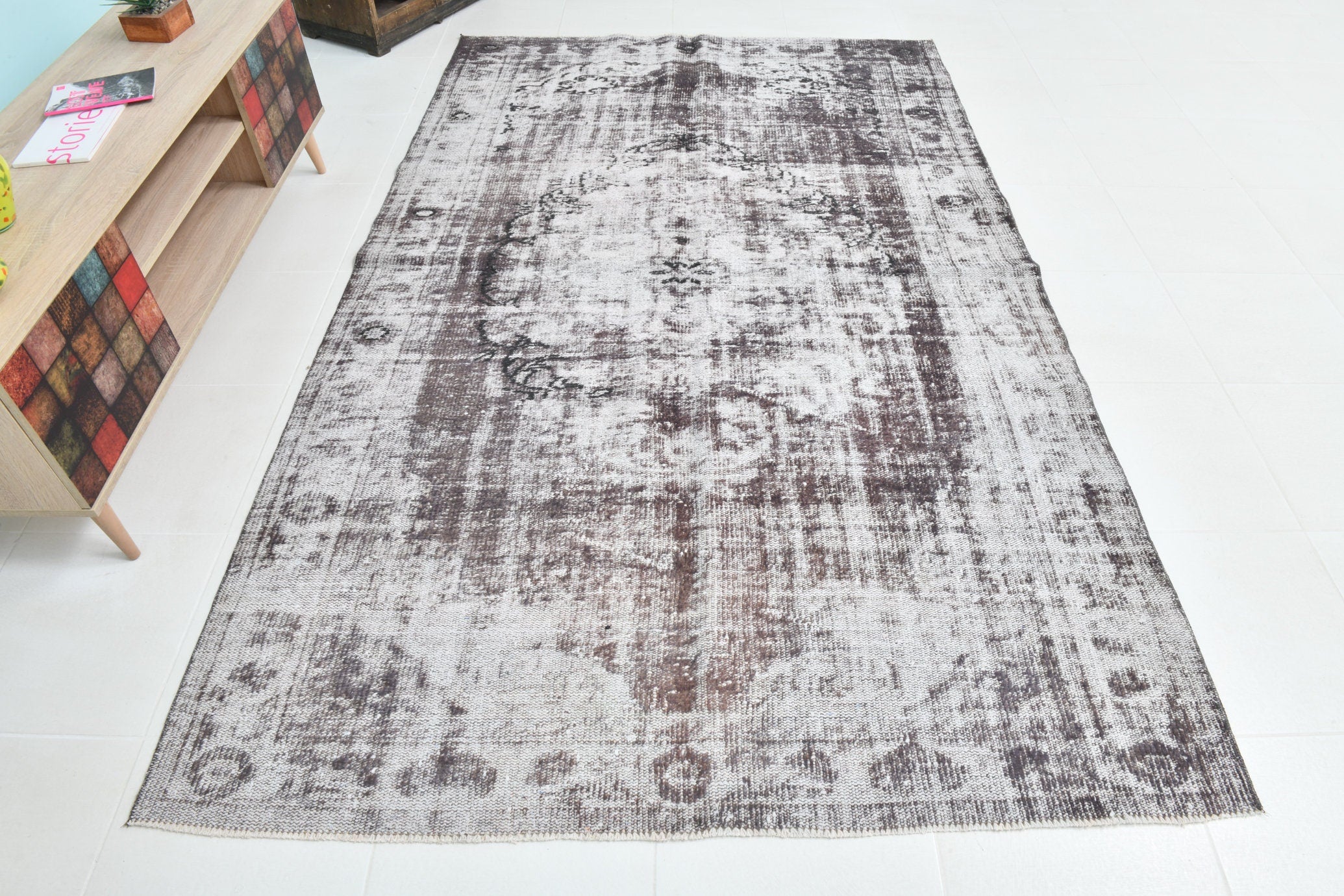 Turkish Vintage Rug 8’10’ x 5’6’