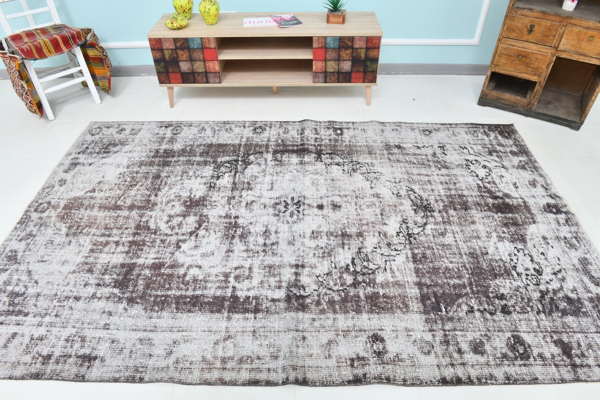 Turkish Vintage Rug 8’10’ x 5’6’