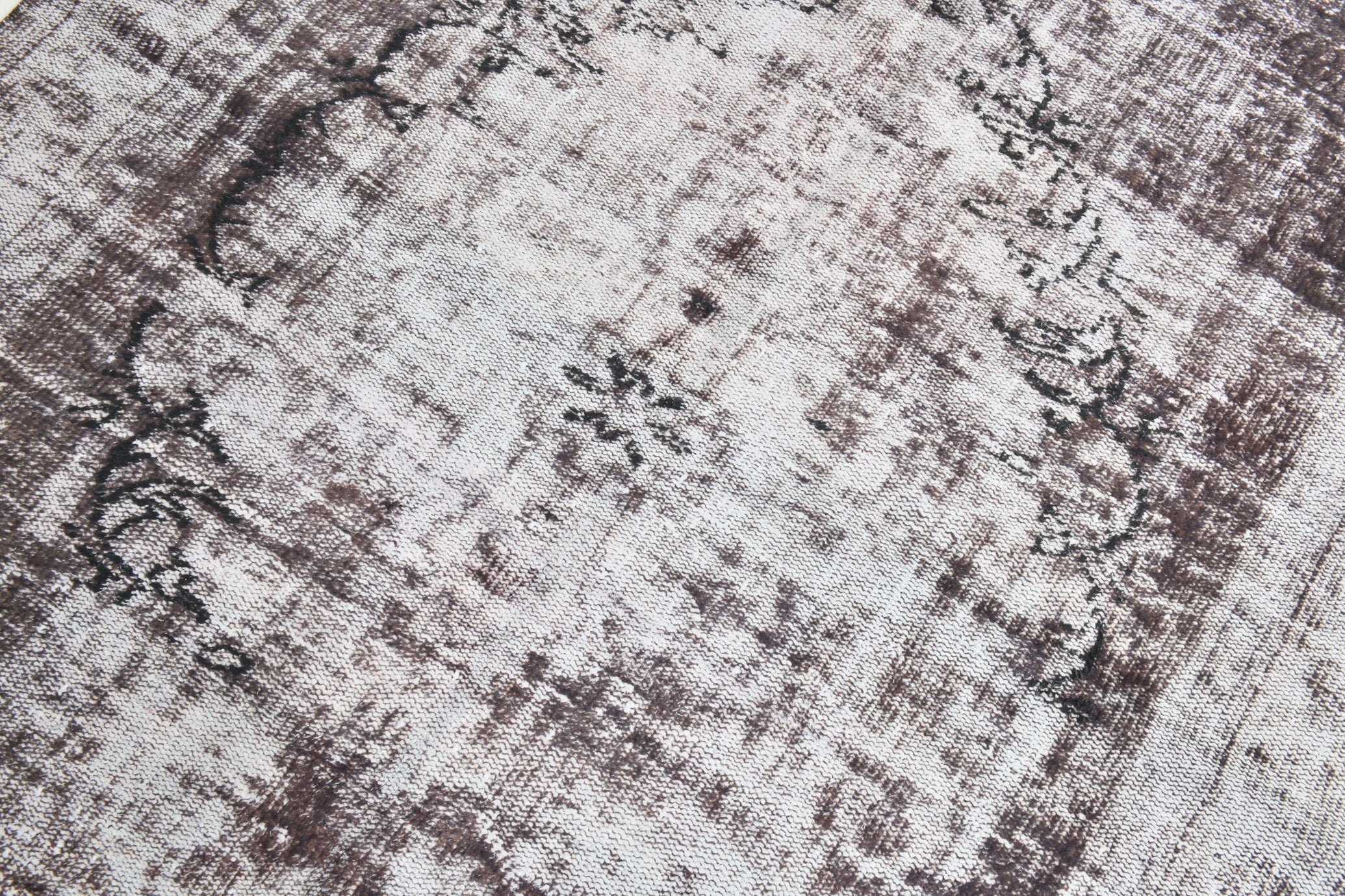 Turkish Vintage Rug 8’10’ x 5’6’