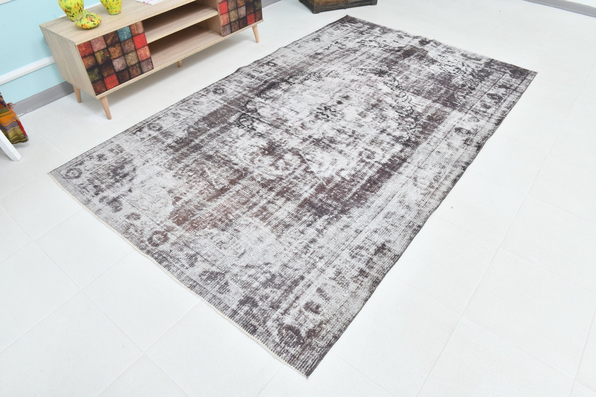 Turkish Vintage Rug 8’10’ x 5’6’