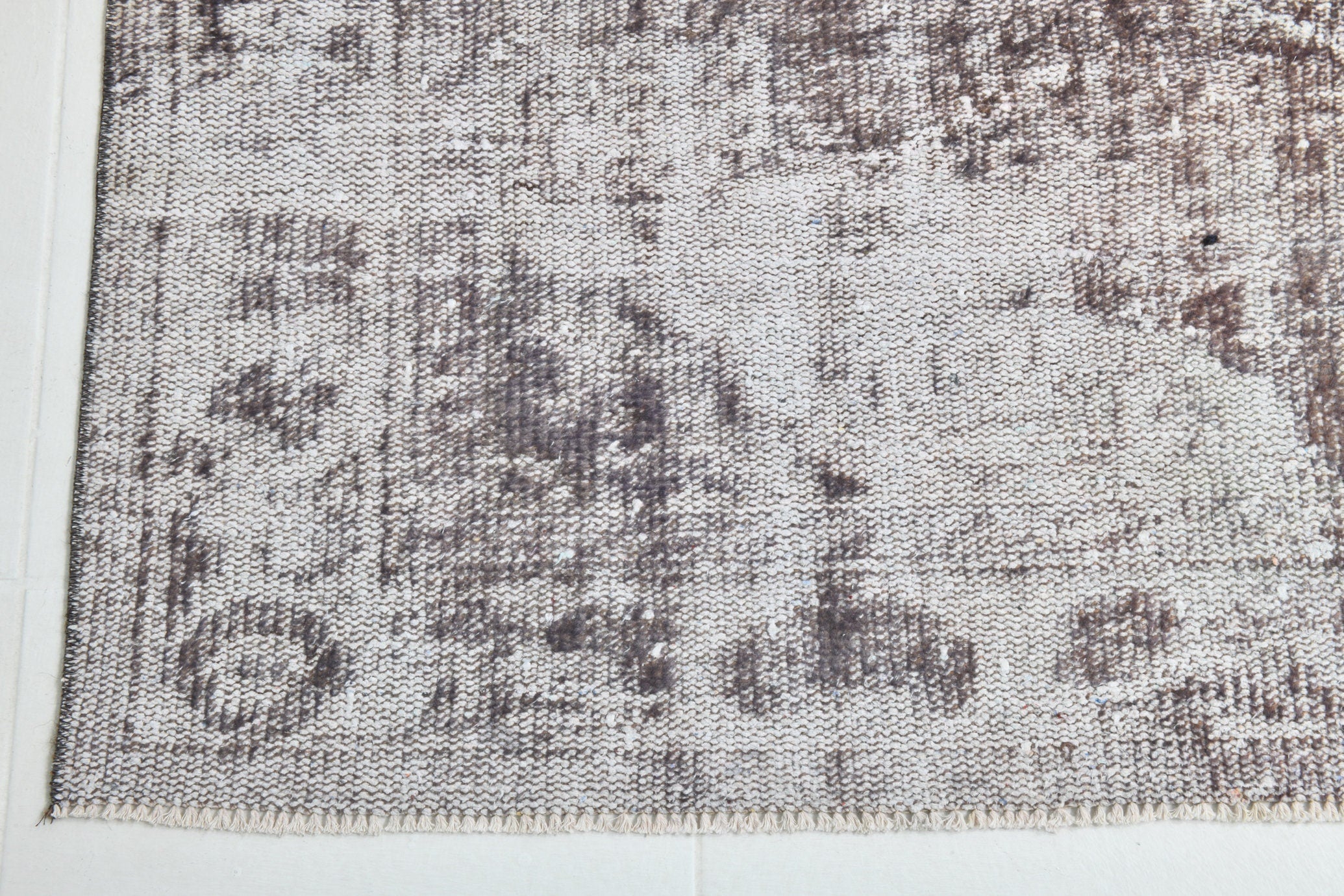 Turkish Vintage Rug 8’10’ x 5’6’