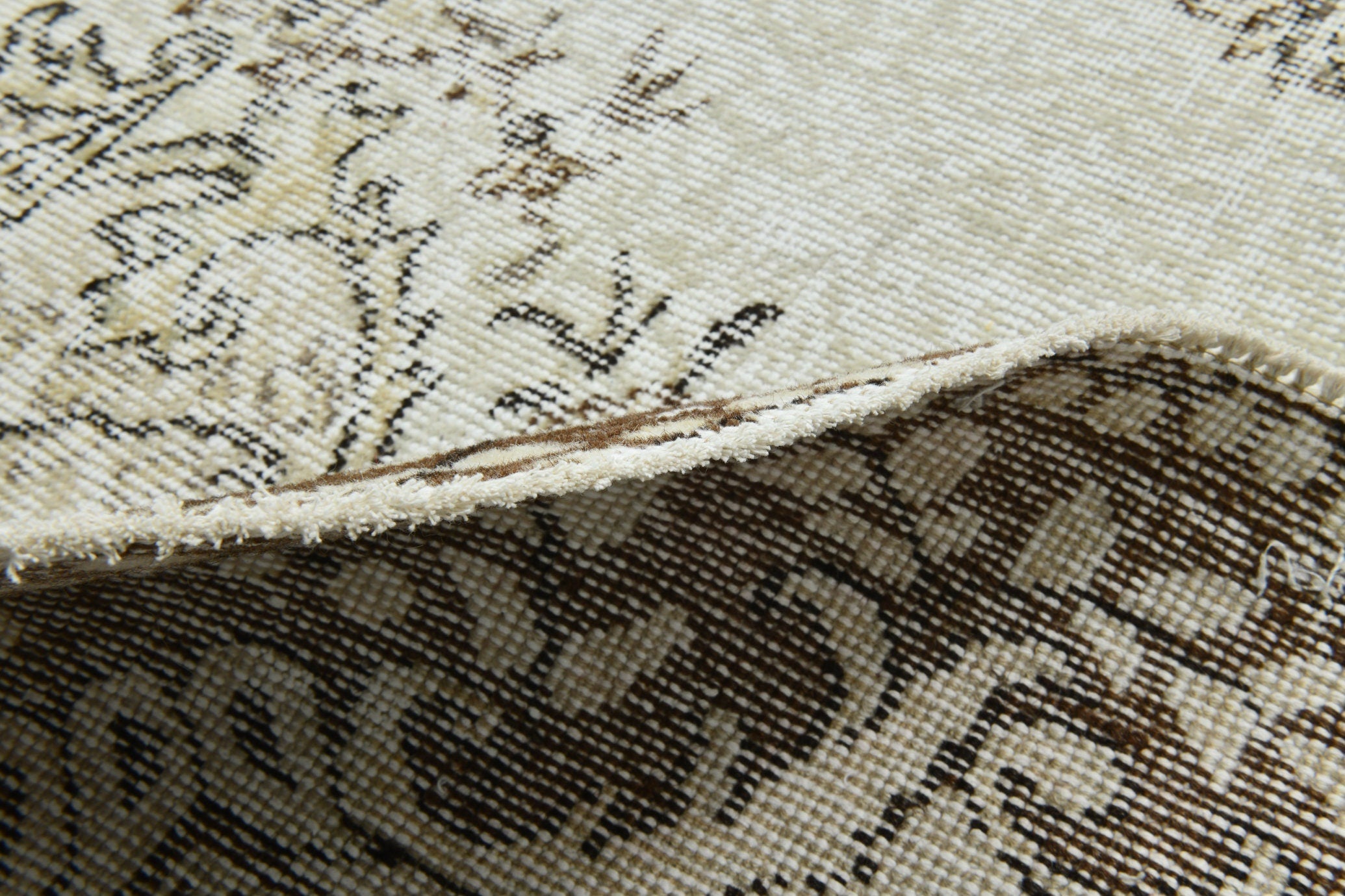 Turkish Vintage Rug 8’11’ x 5’9’