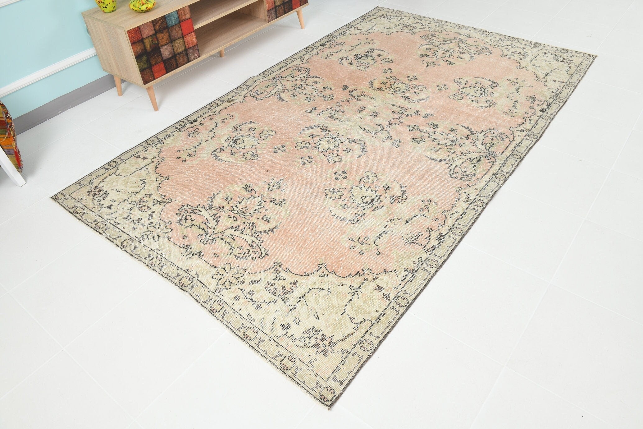 Turkish Vintage Rug 8’11’ x 6’0’