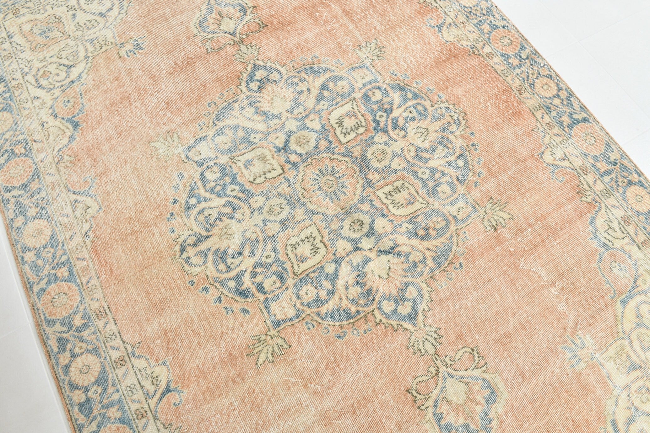 Turkish Vintage Rug 8’11’ x 6’0’