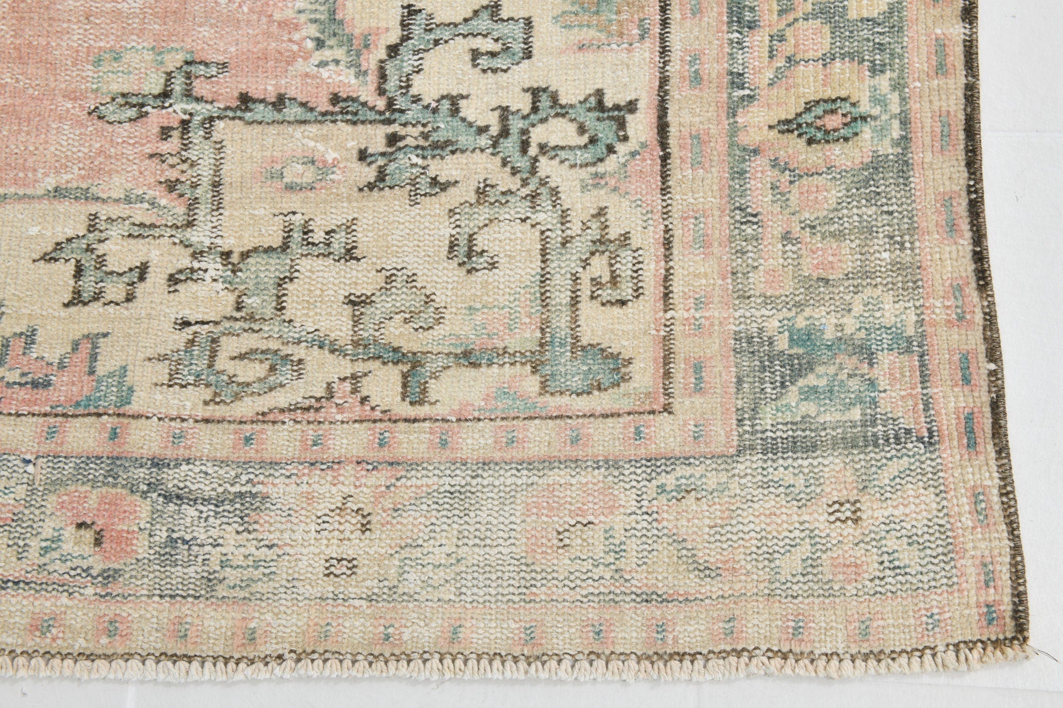 Turkish Vintage Rug 8’12’ x 5’10’