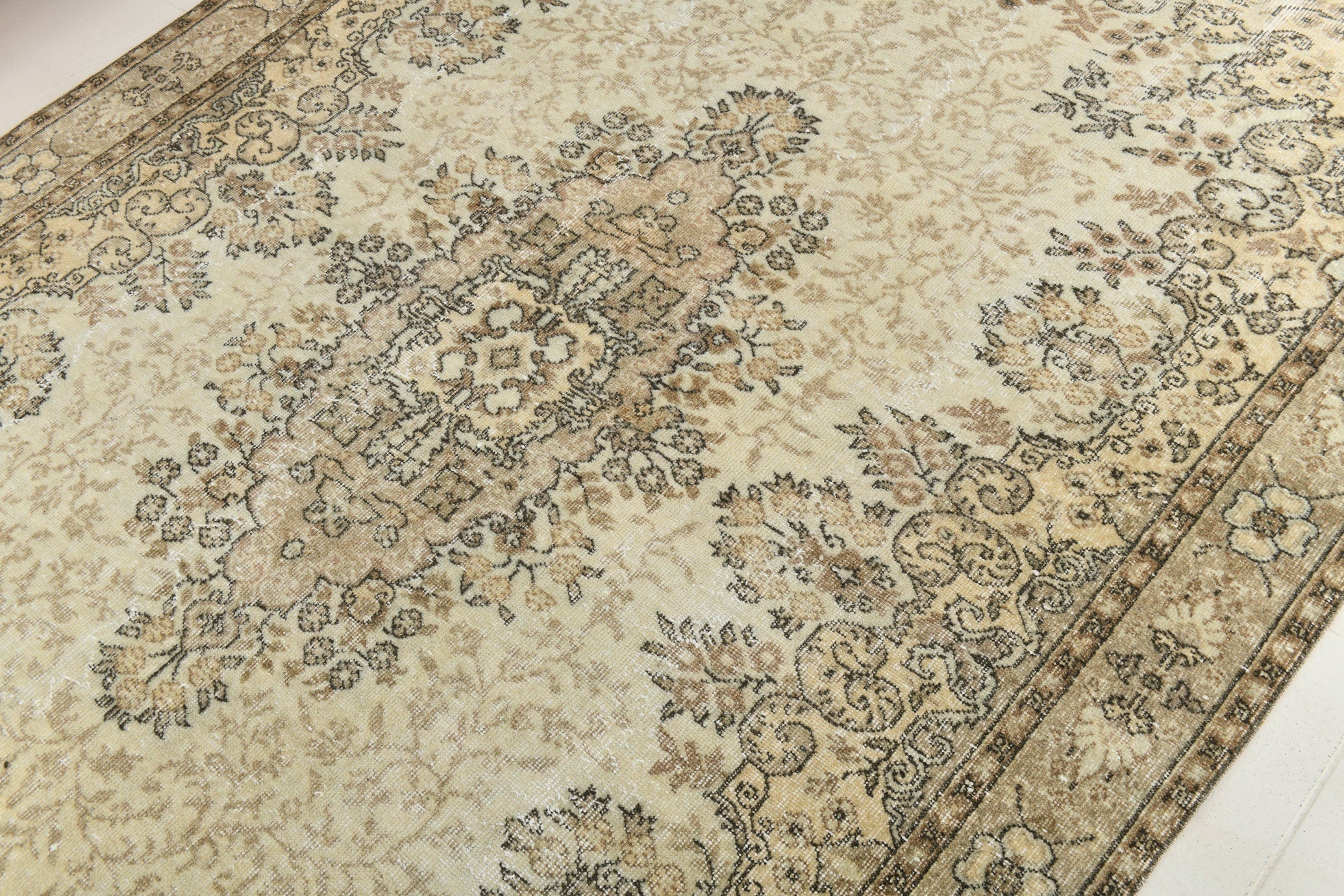 Turkish Vintage Rug 8’3’ x 6’6’