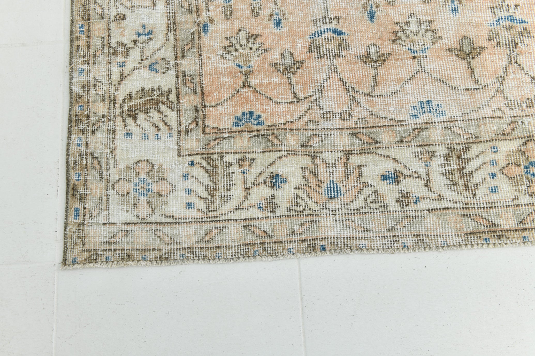 Turkish Vintage Rug 8’4’ x 5’3’