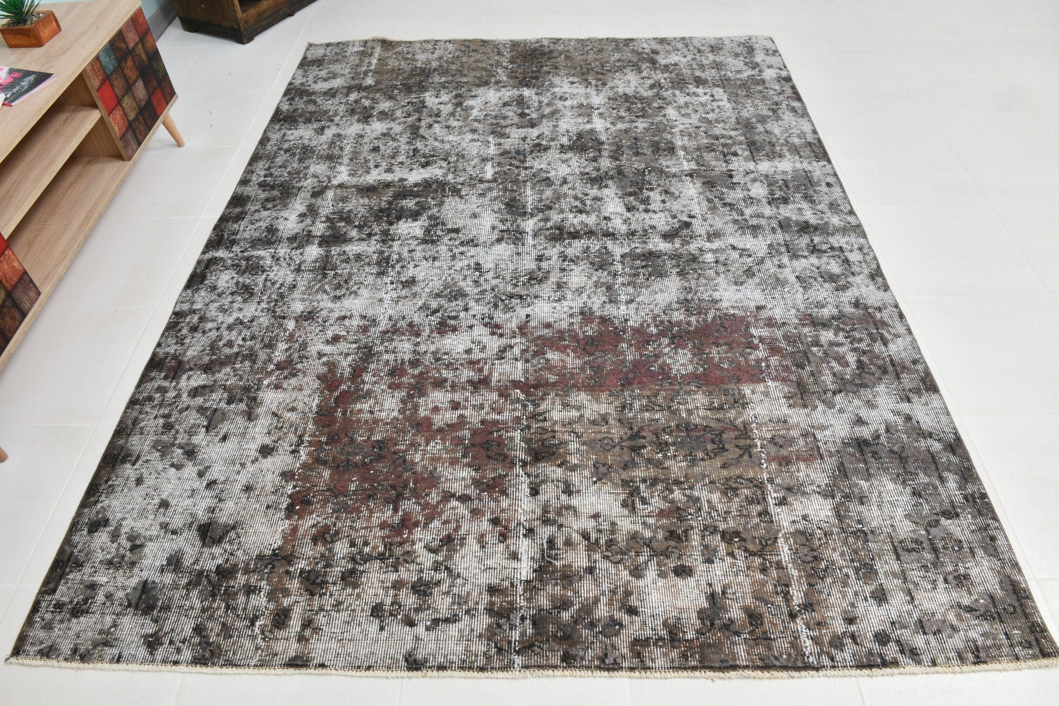 Turkish Vintage Rug 8’4’ x 6’4’