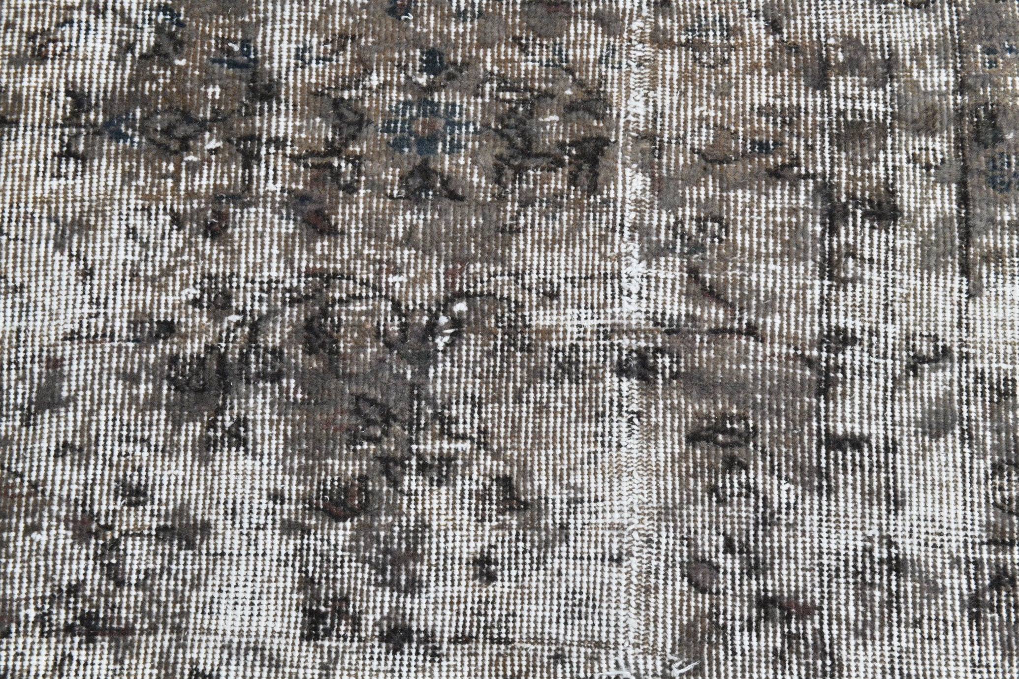 Turkish Vintage Rug 8’4’ x 6’4’
