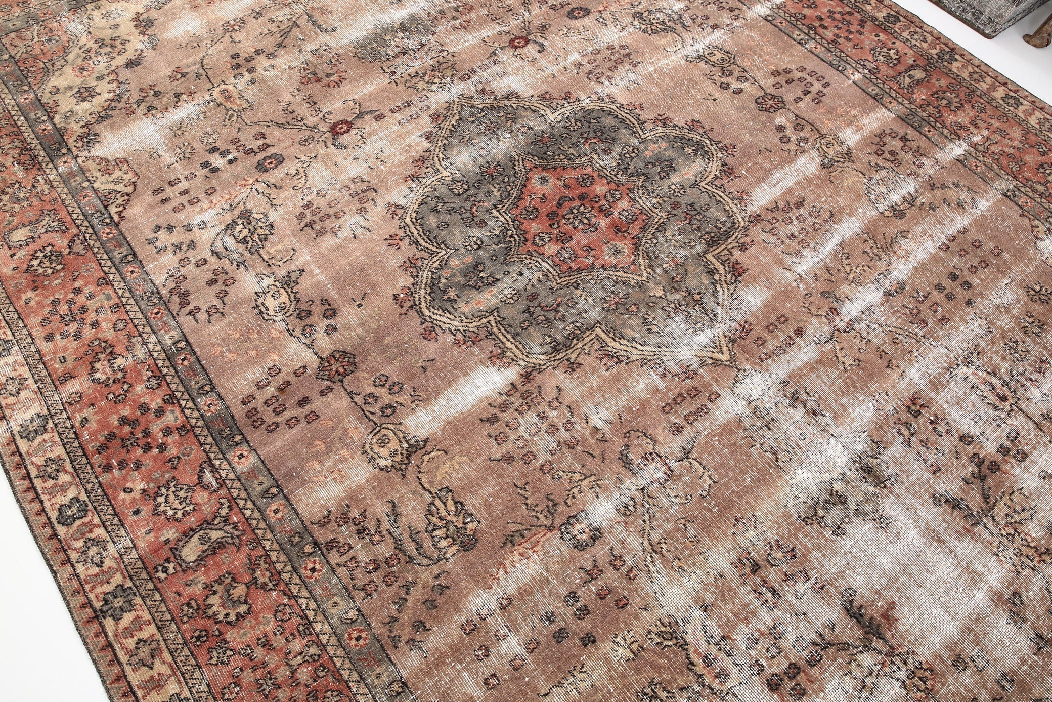 Turkish Vintage Rug  8'7" x 12'1" ft