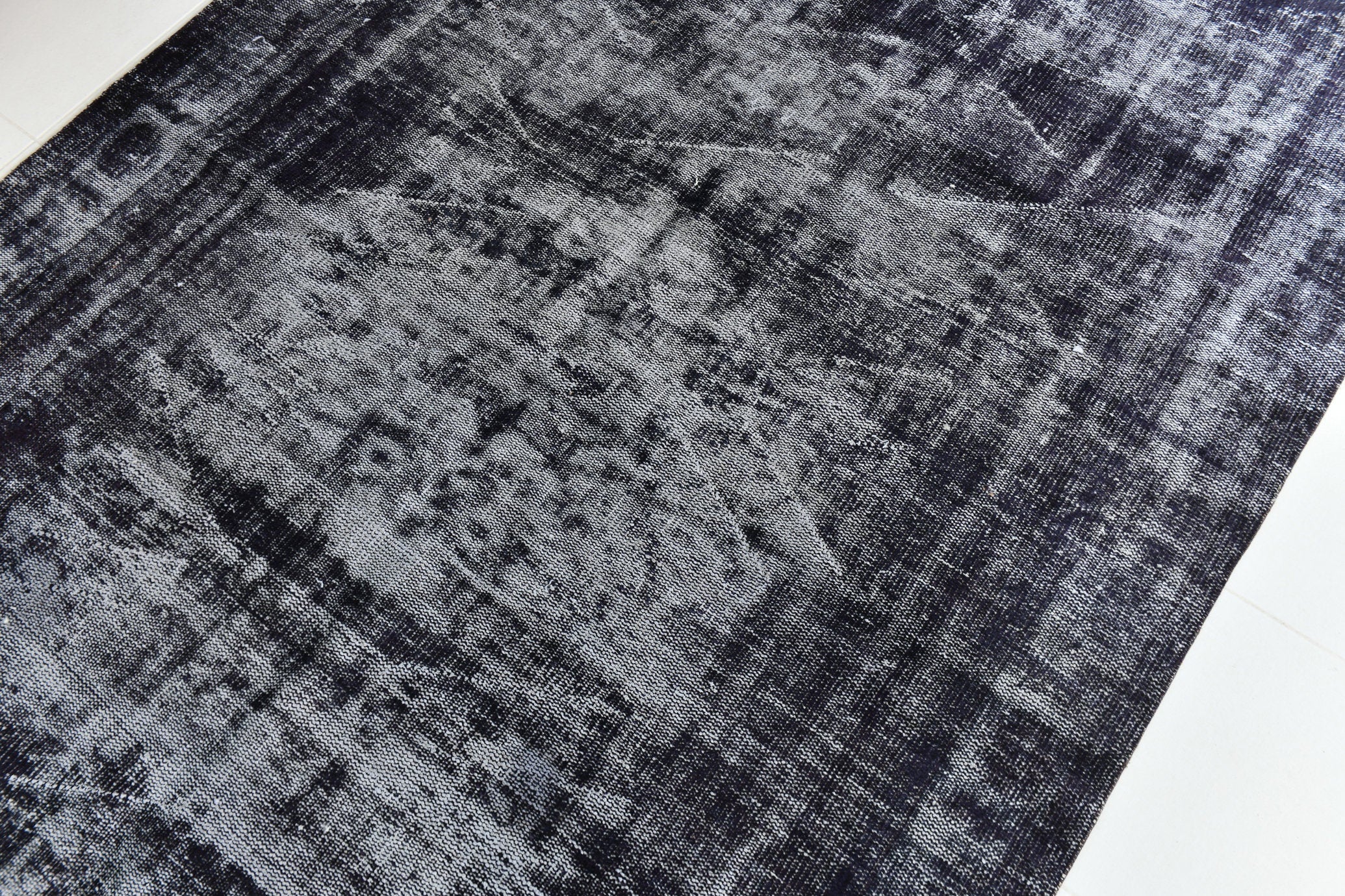 Turkish Vintage Rug 8’7’ x 5’8’
