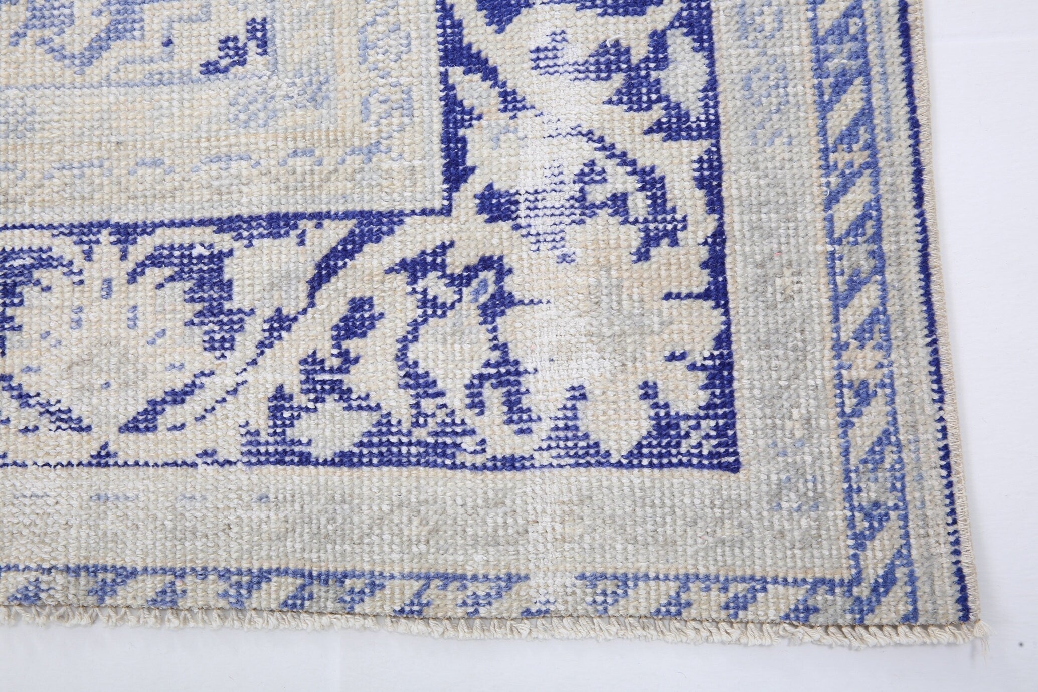 Turkish Vintage Rug  8'8" x 12'9" ft