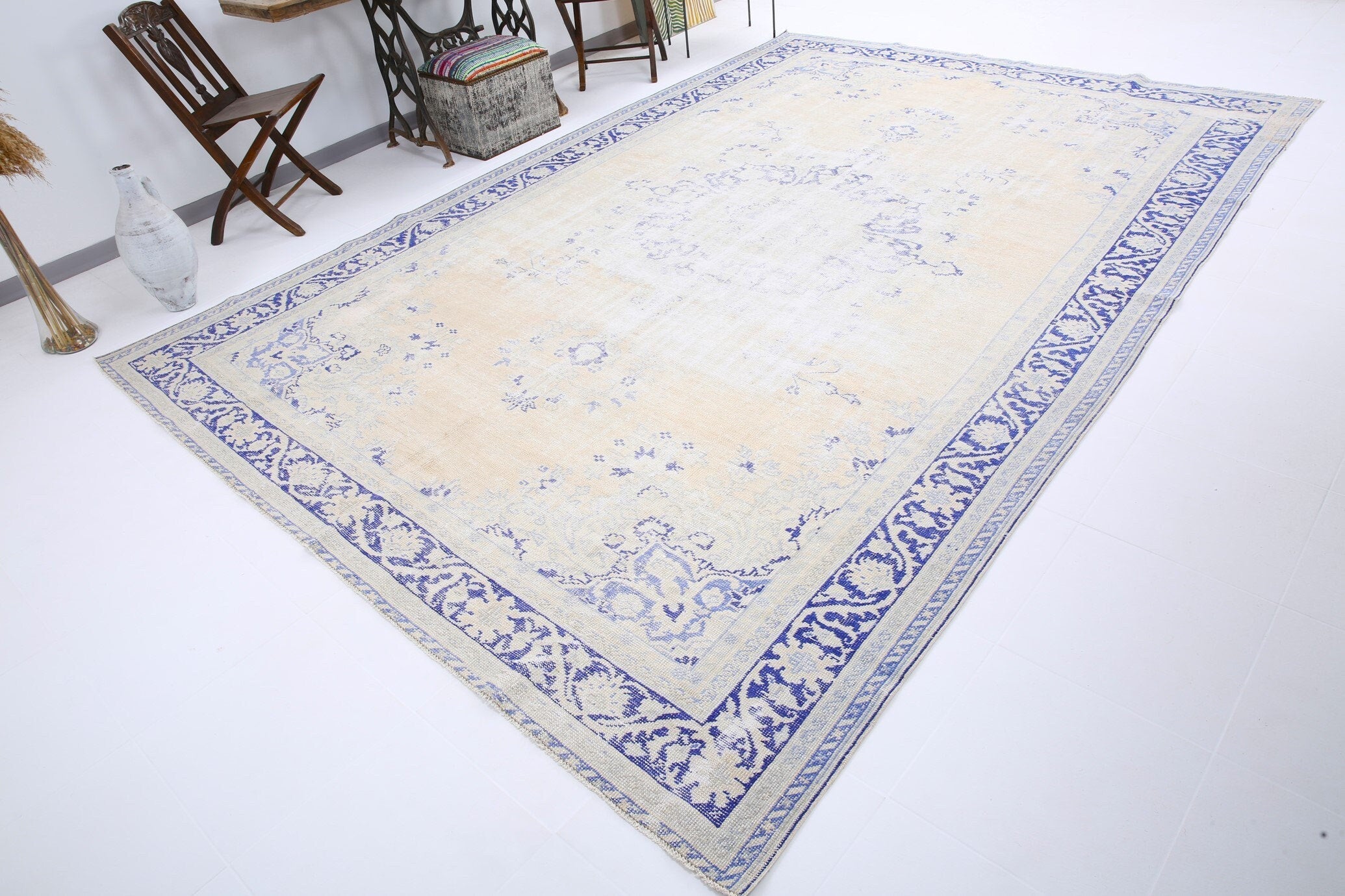 Turkish Vintage Rug  8'8" x 12'9" ft