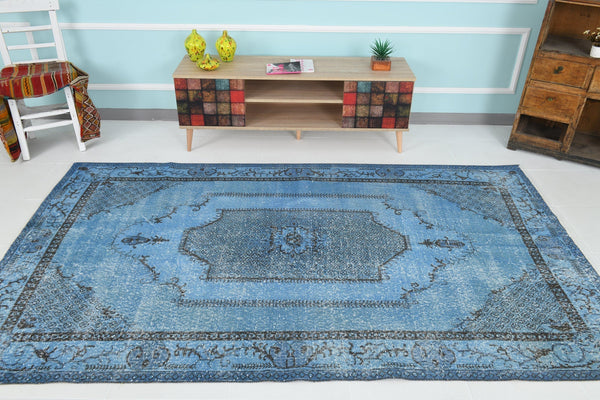 Turkish Vintage Rug 8’8’ x 5’2’