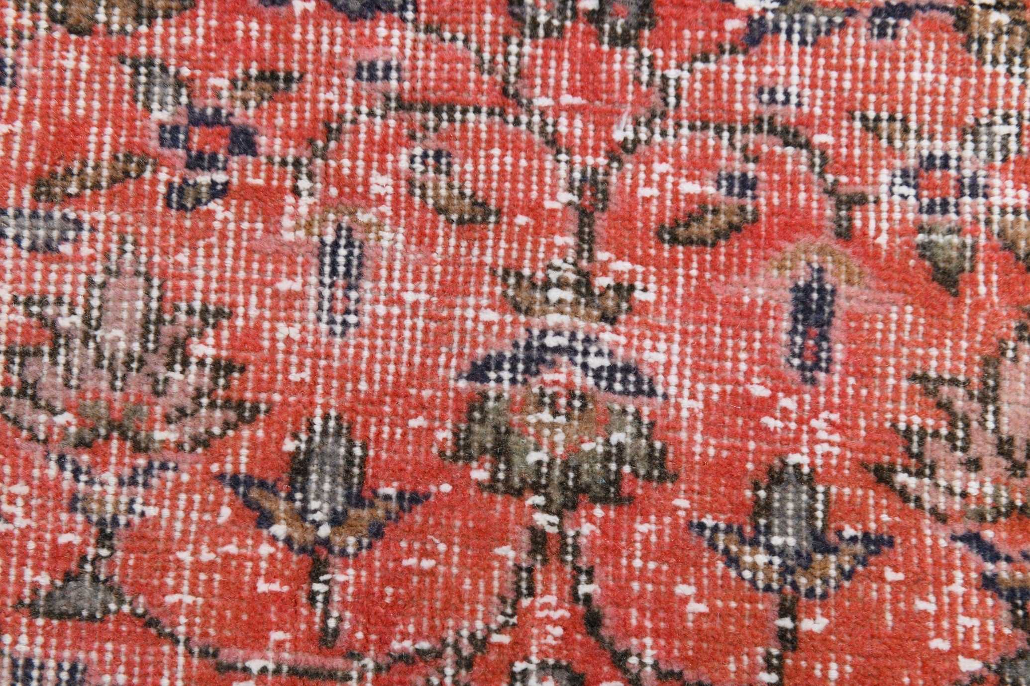 Turkish Vintage Rug  8'9" x 12'8" ft