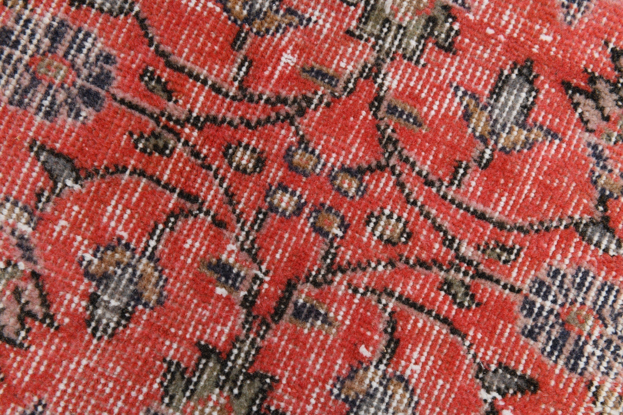 Turkish Vintage Rug  8'9" x 12'8" ft