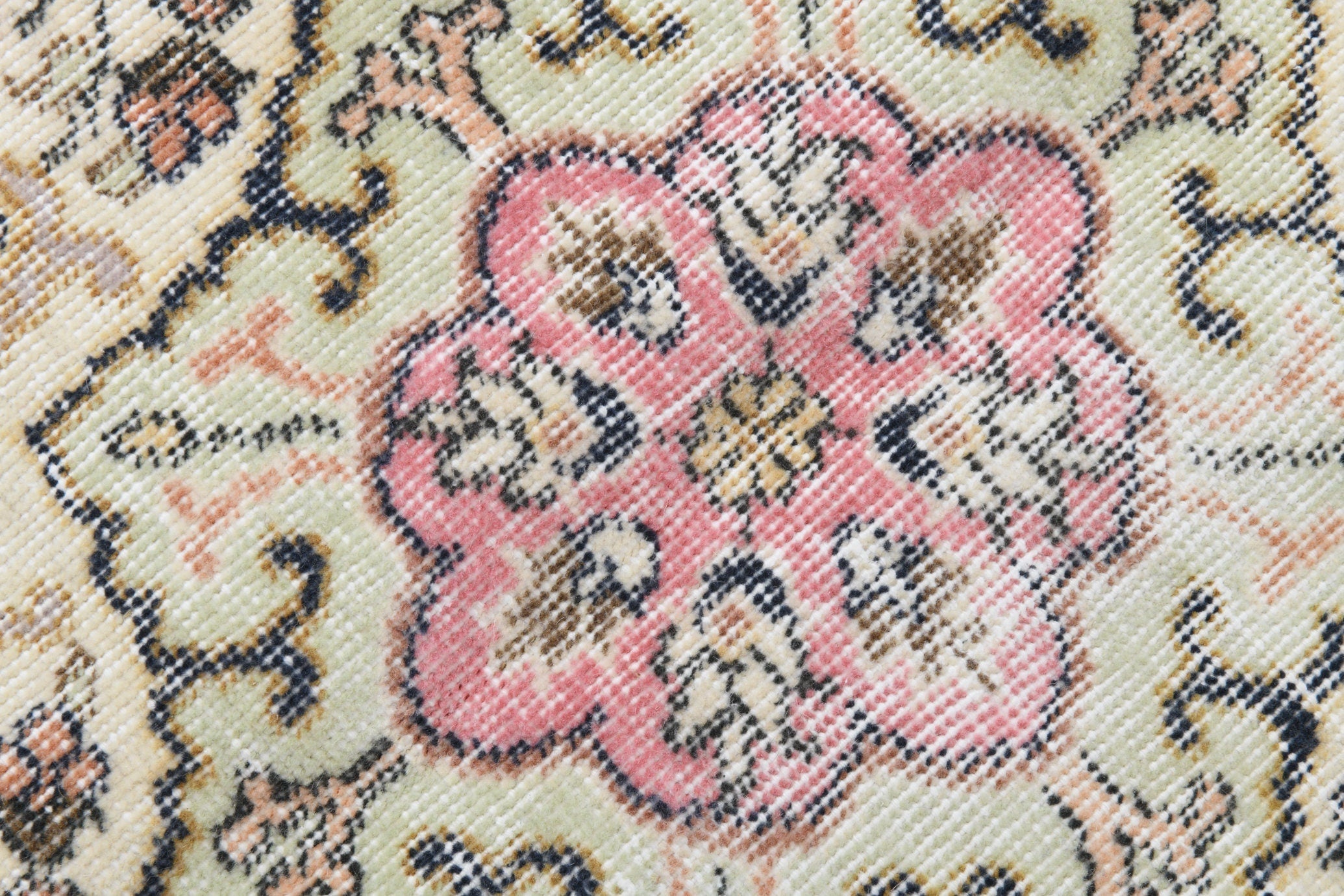 Turkish Vintage Rug  9'1" x 13'2" ft