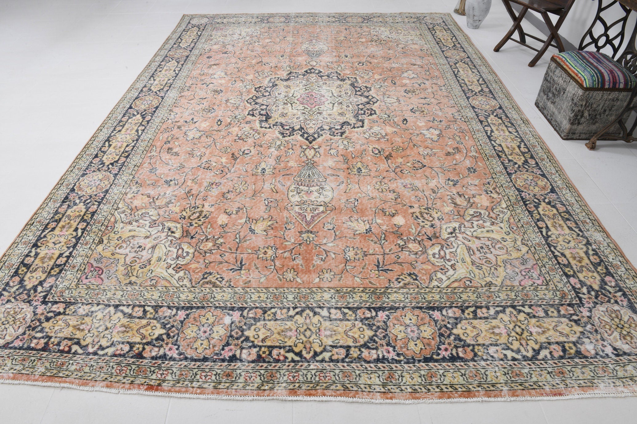 Turkish Vintage Rug  9'1" x 13'2" ft