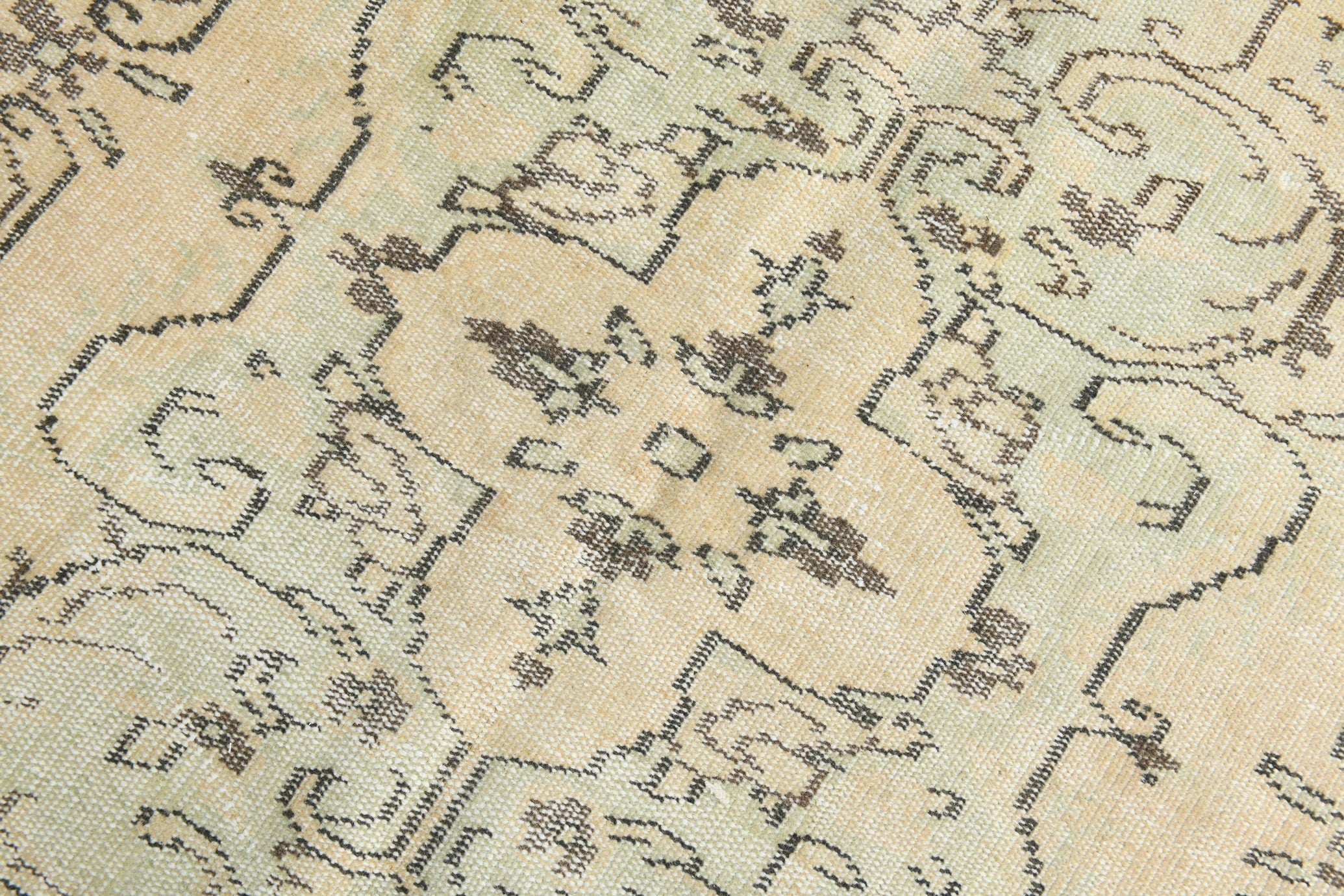 Turkish Vintage Rug 9’1’ x 5’6’