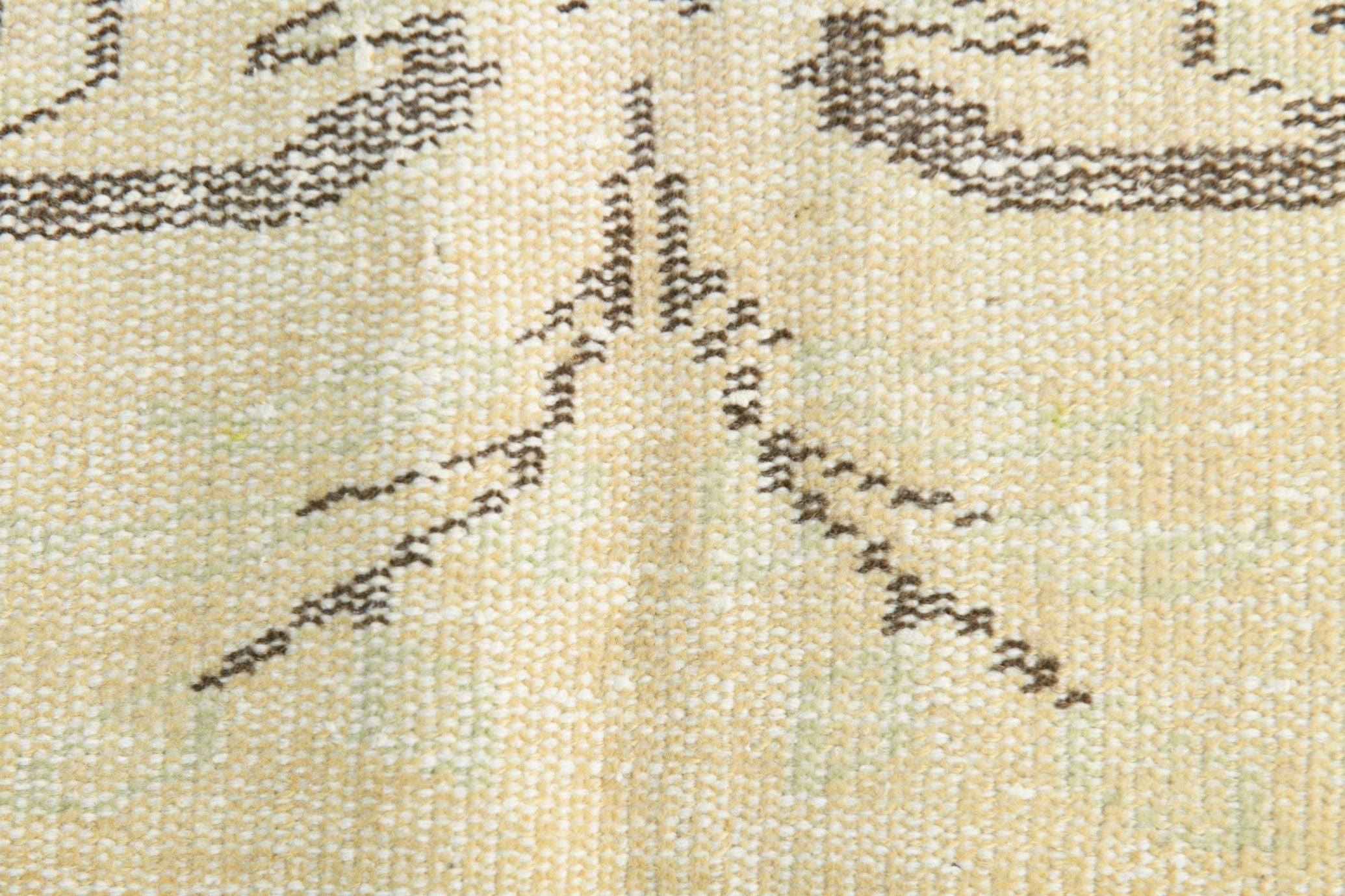 Turkish Vintage Rug 9’1’ x 5’6’