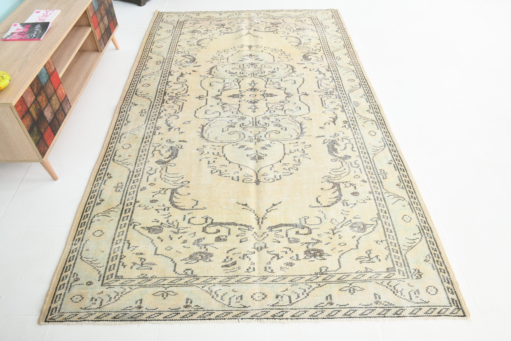Turkish Vintage Rug 9’1’ x 5’6’
