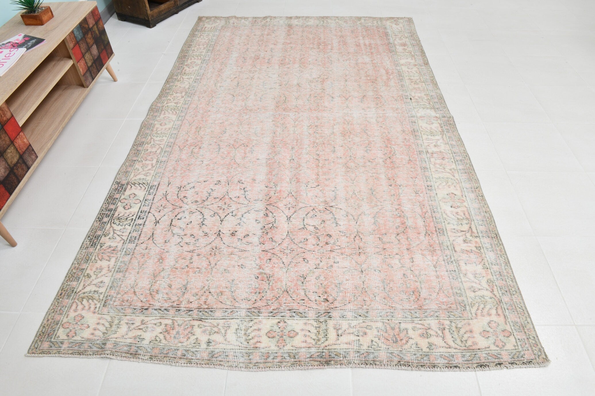 Turkish Vintage Rug 9’1’ x 5’9’