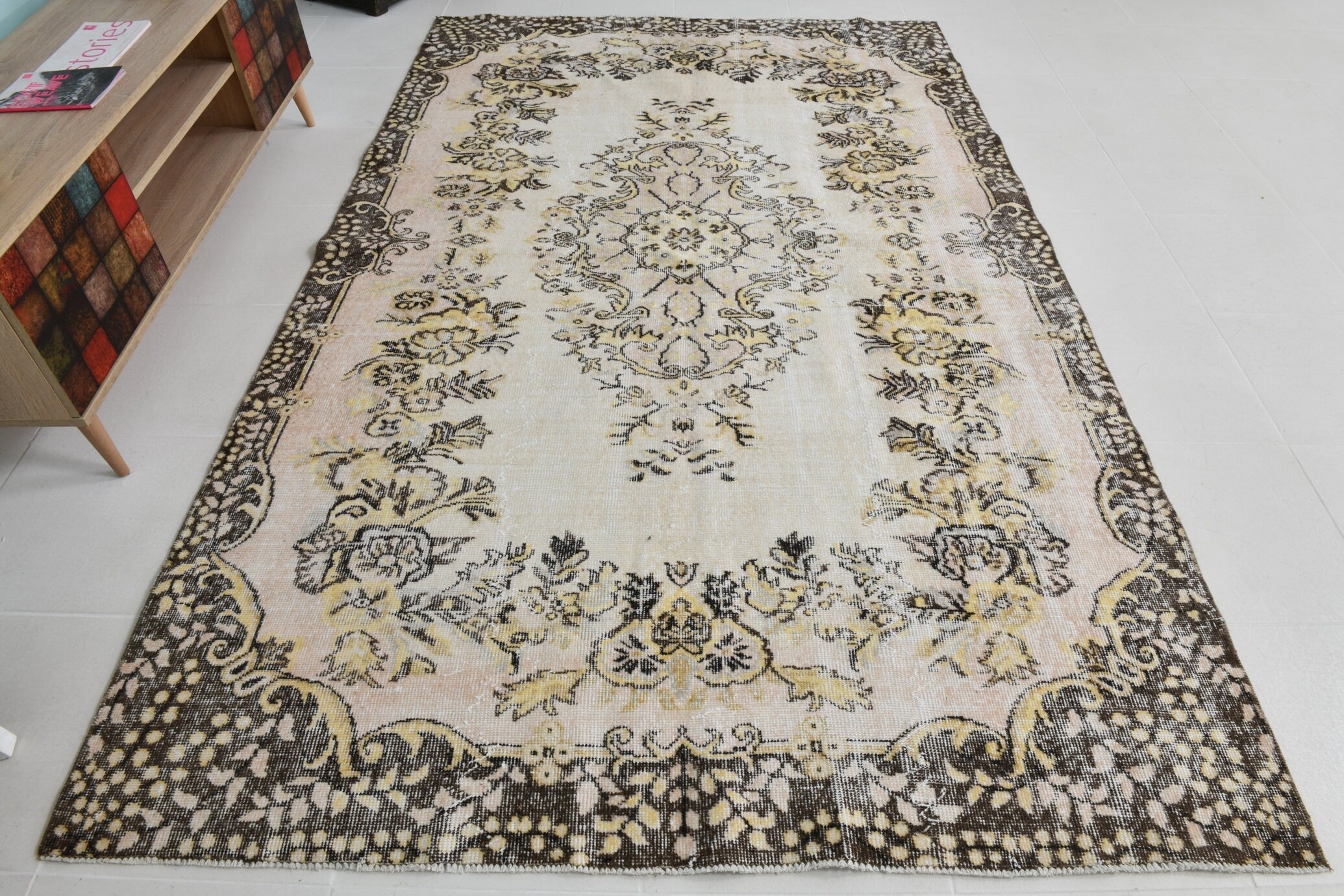 Turkish Vintage Rug 9’1’ x 5’9’