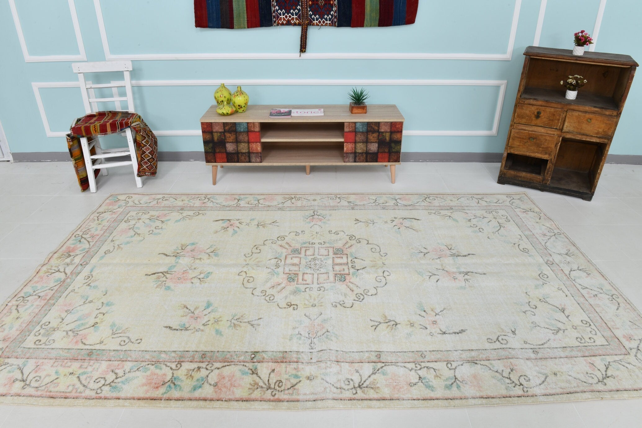 Turkish Vintage Rug 9’10’ x 5’10’