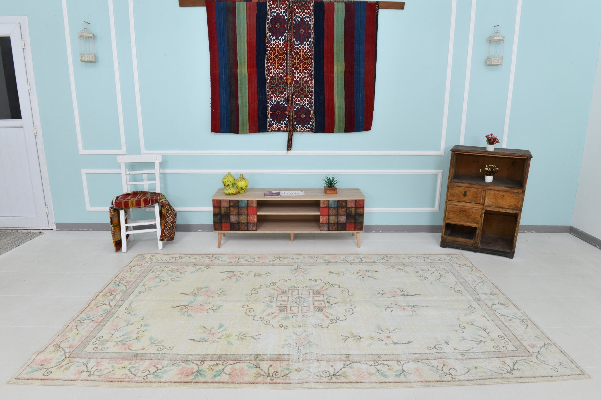 Turkish Vintage Rug 9’10’ x 5’10’